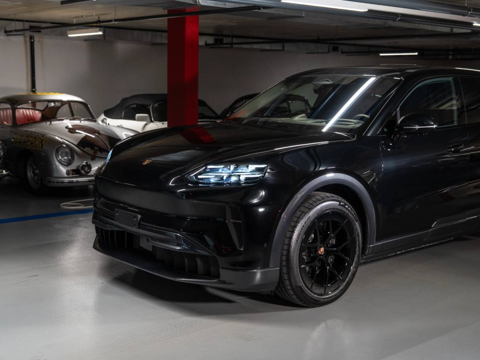 PORSCHE Cayenne Electric-image-29