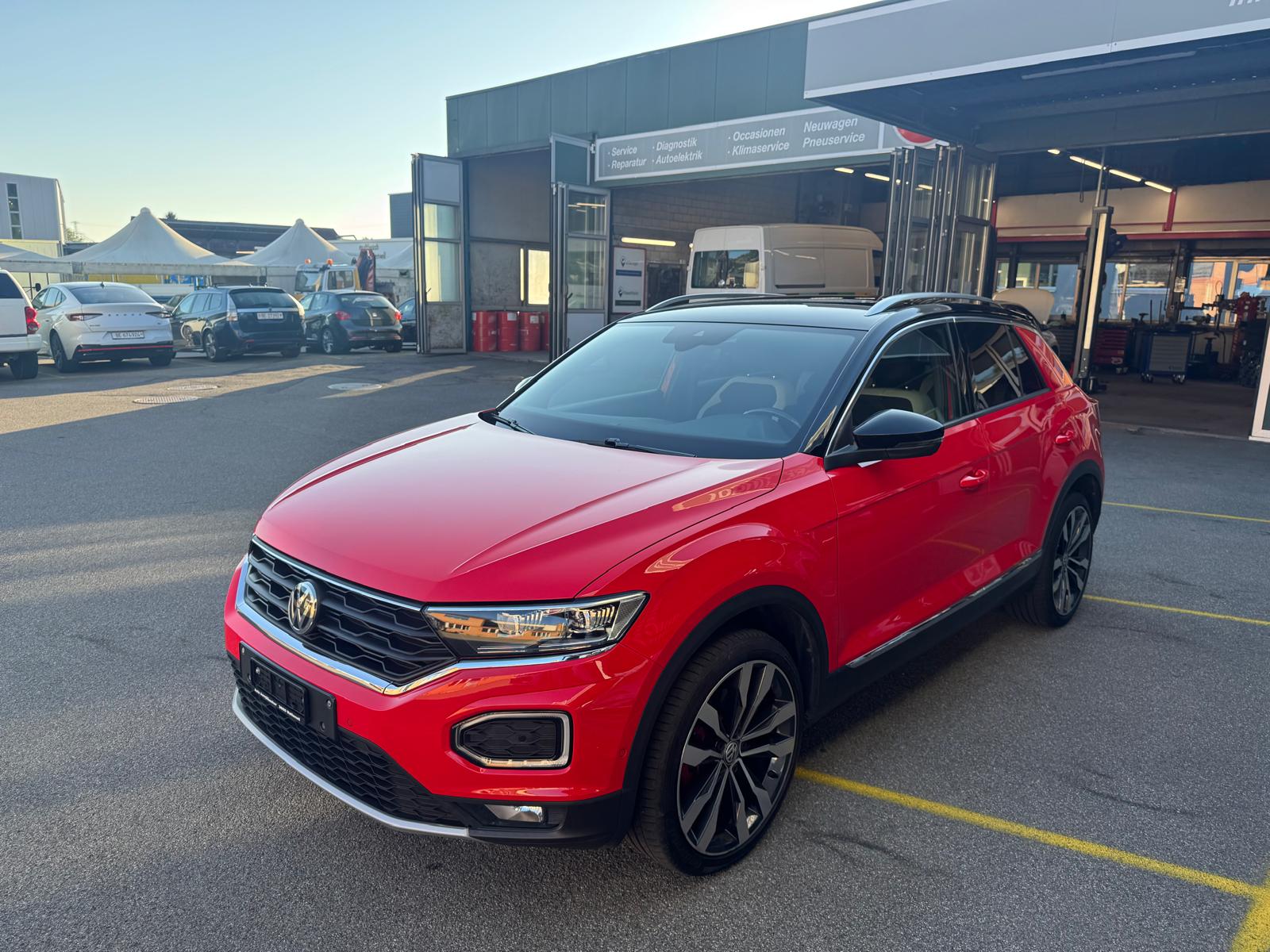 VW T-Roc 2.0 TSI Sport DSG 4Motion-image-0