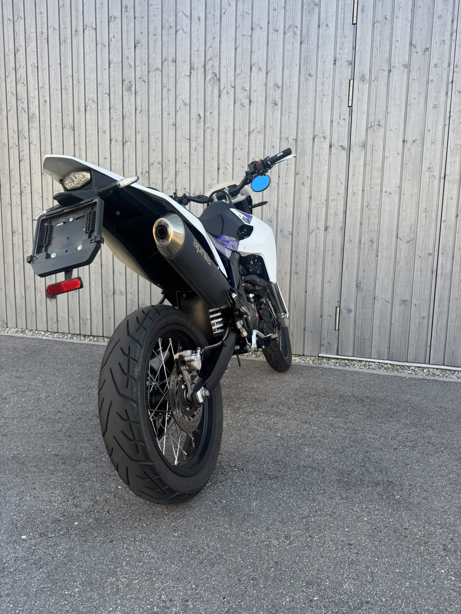 APRILIA SX 125 E5+-showroom-element-3