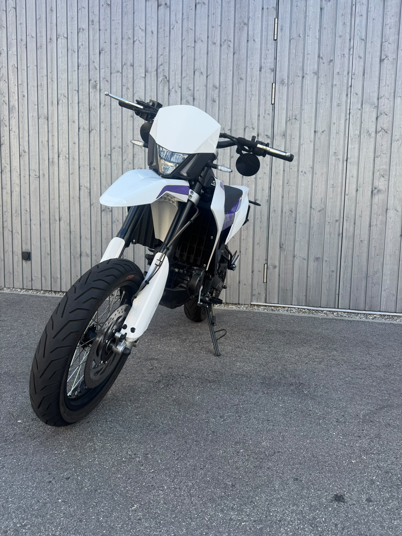 APRILIA SX 125 E5+-showroom-element-1