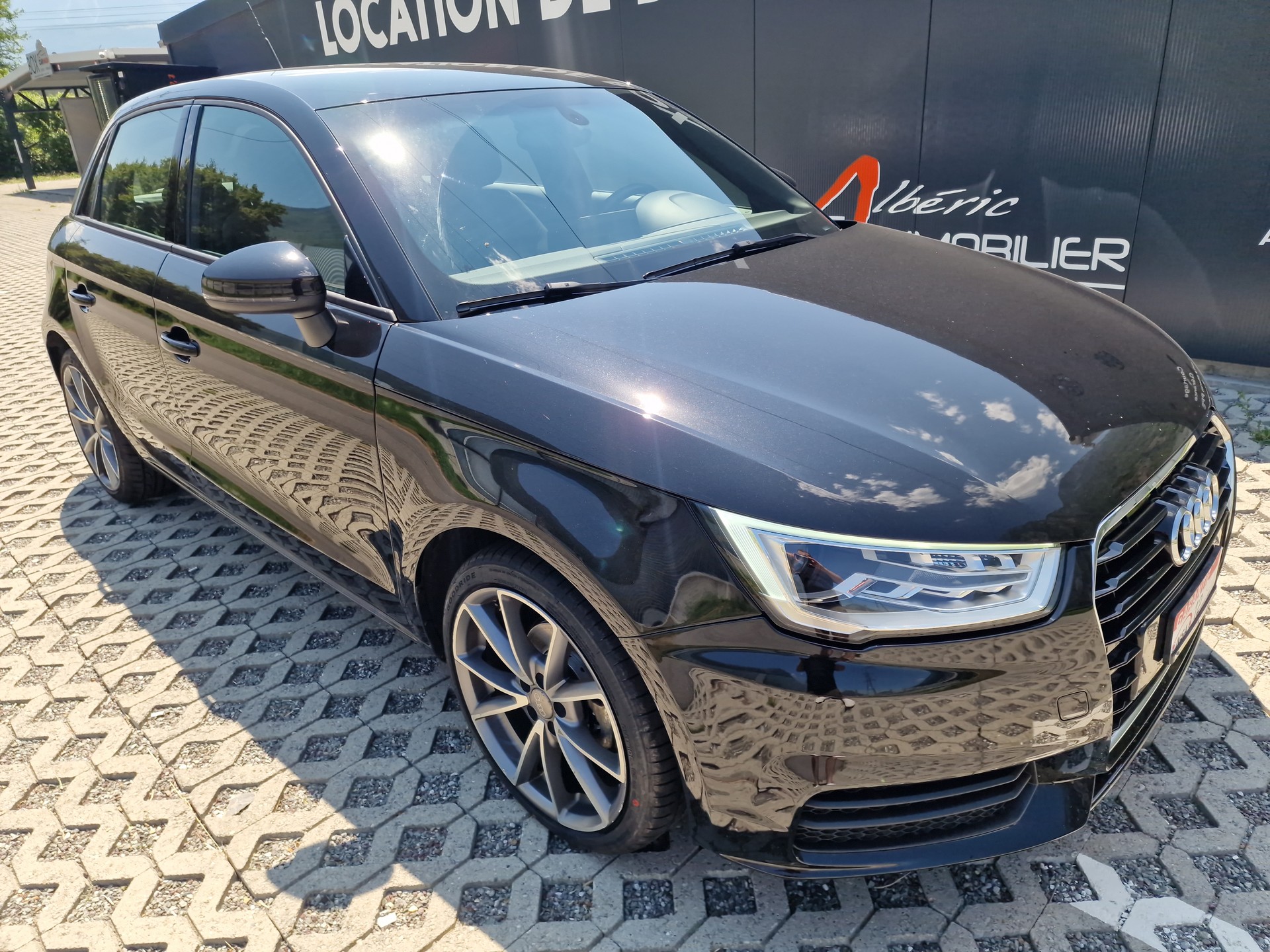 AUDI A1 Sportback 1.0 TFSI Design S-tronic-image-1