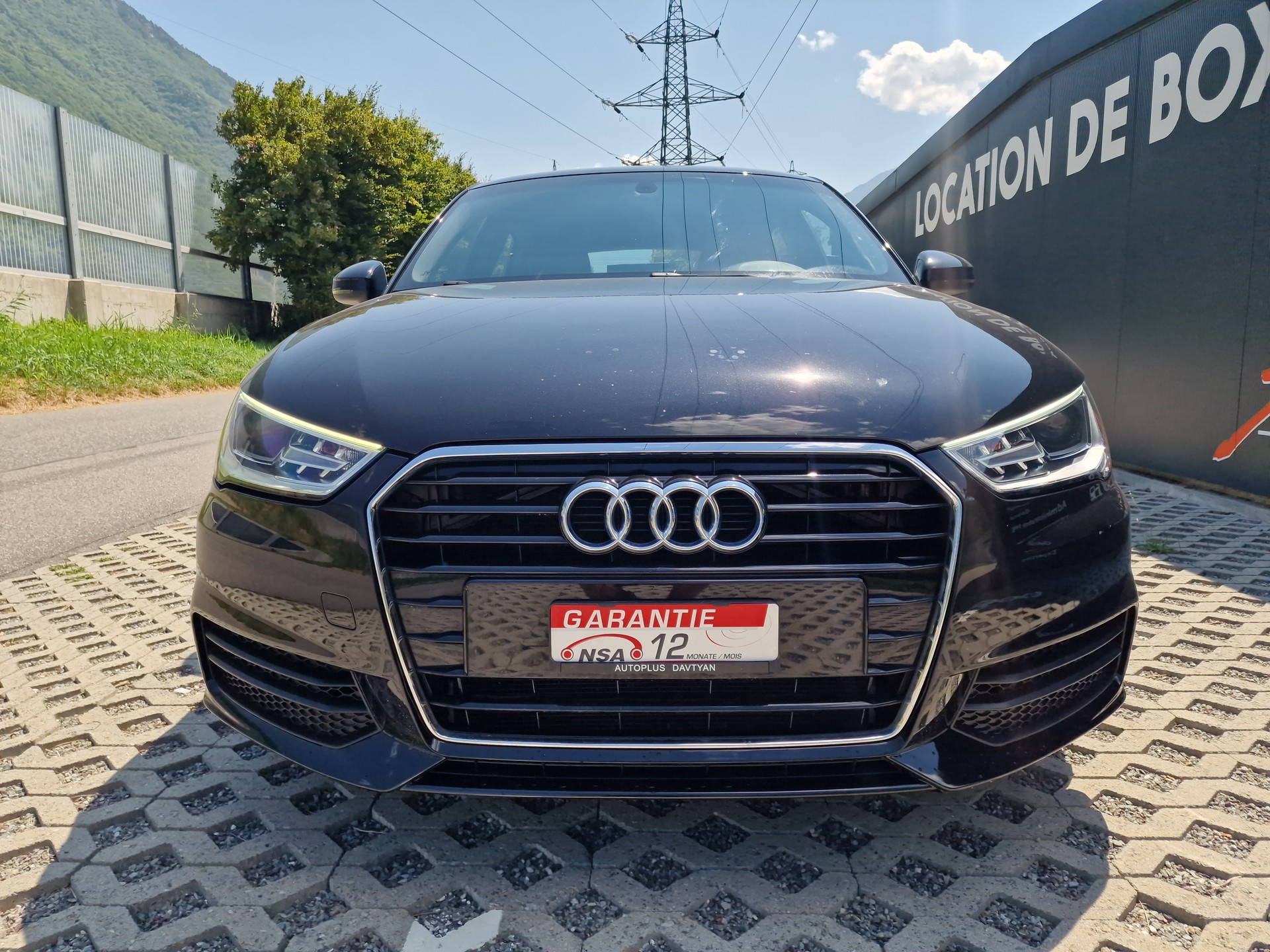 AUDI A1 Sportback 1.0 TFSI Design S-tronic-image-0