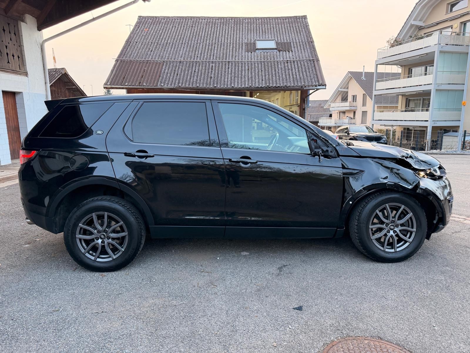 LAND ROVER Discovery Sport 2.0 Si4 HSE AT9-image-5