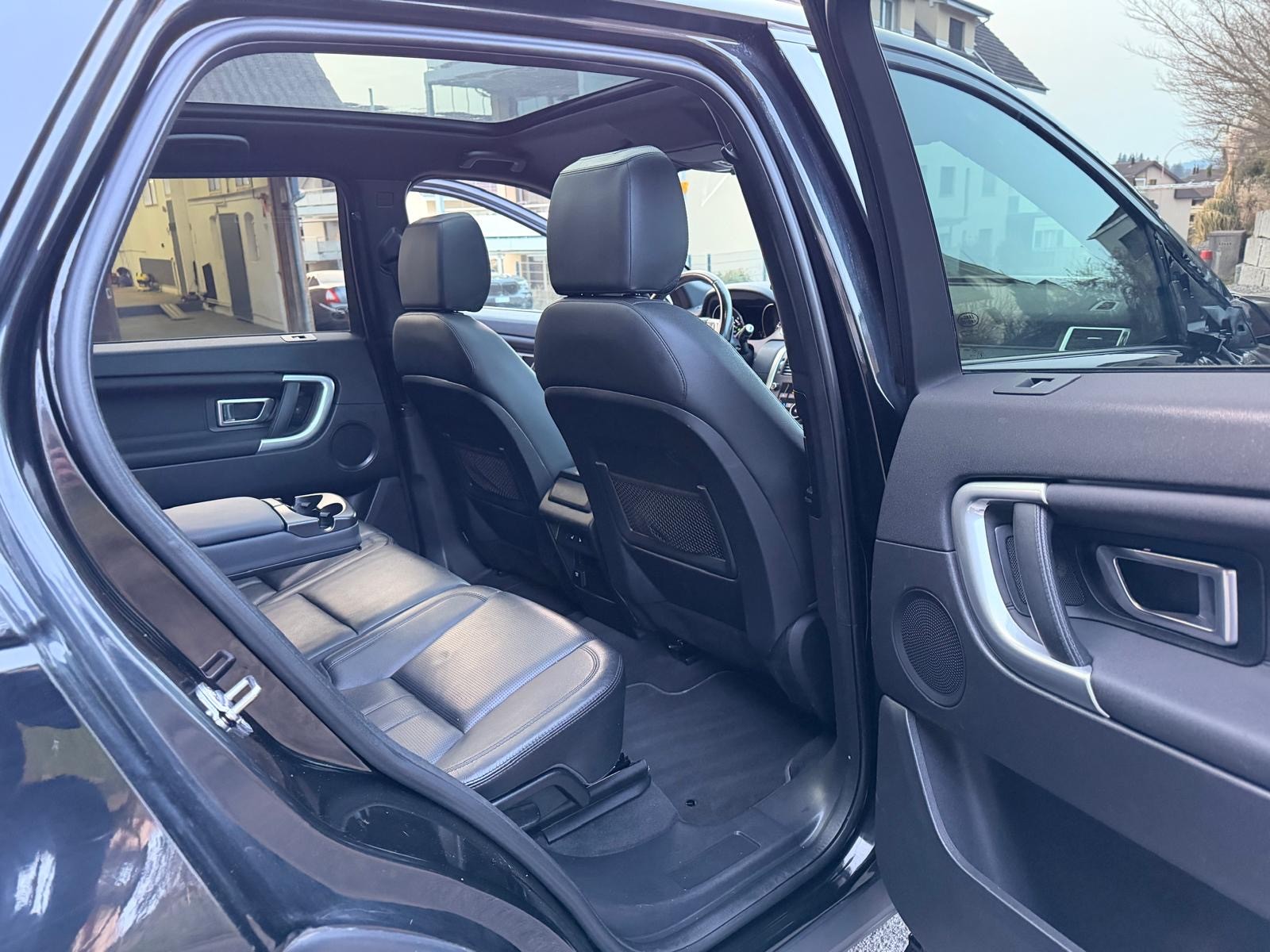 LAND ROVER Discovery Sport 2.0 Si4 HSE AT9-image-12