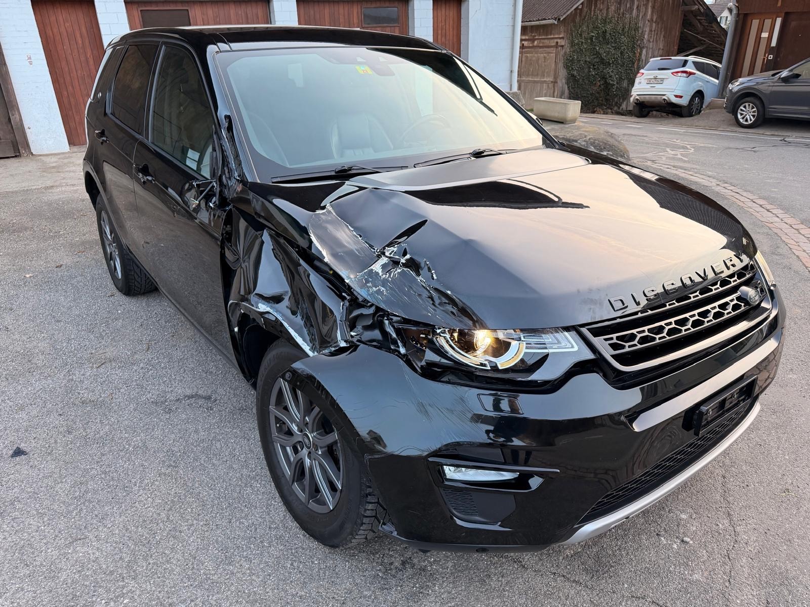 LAND ROVER Discovery Sport 2.0 Si4 HSE AT9-image-6