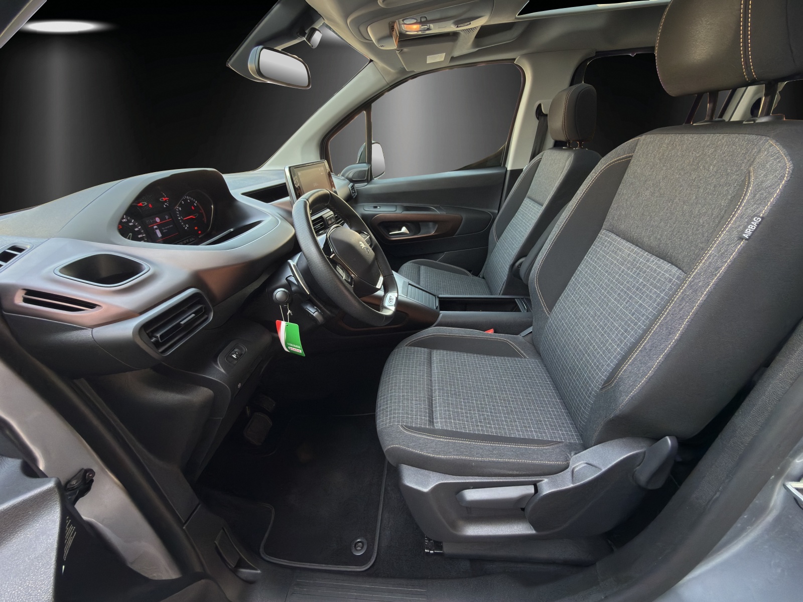 PEUGEOT Rifter 1.5 BlueHDi GT EAT8-image-9