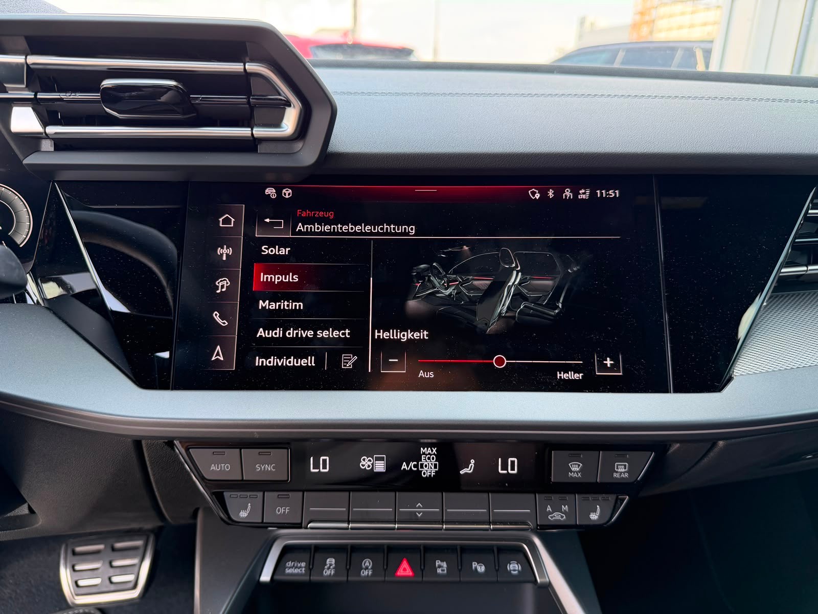 AUDI S3 Sportback TFSI quattro S-tronic-image-23