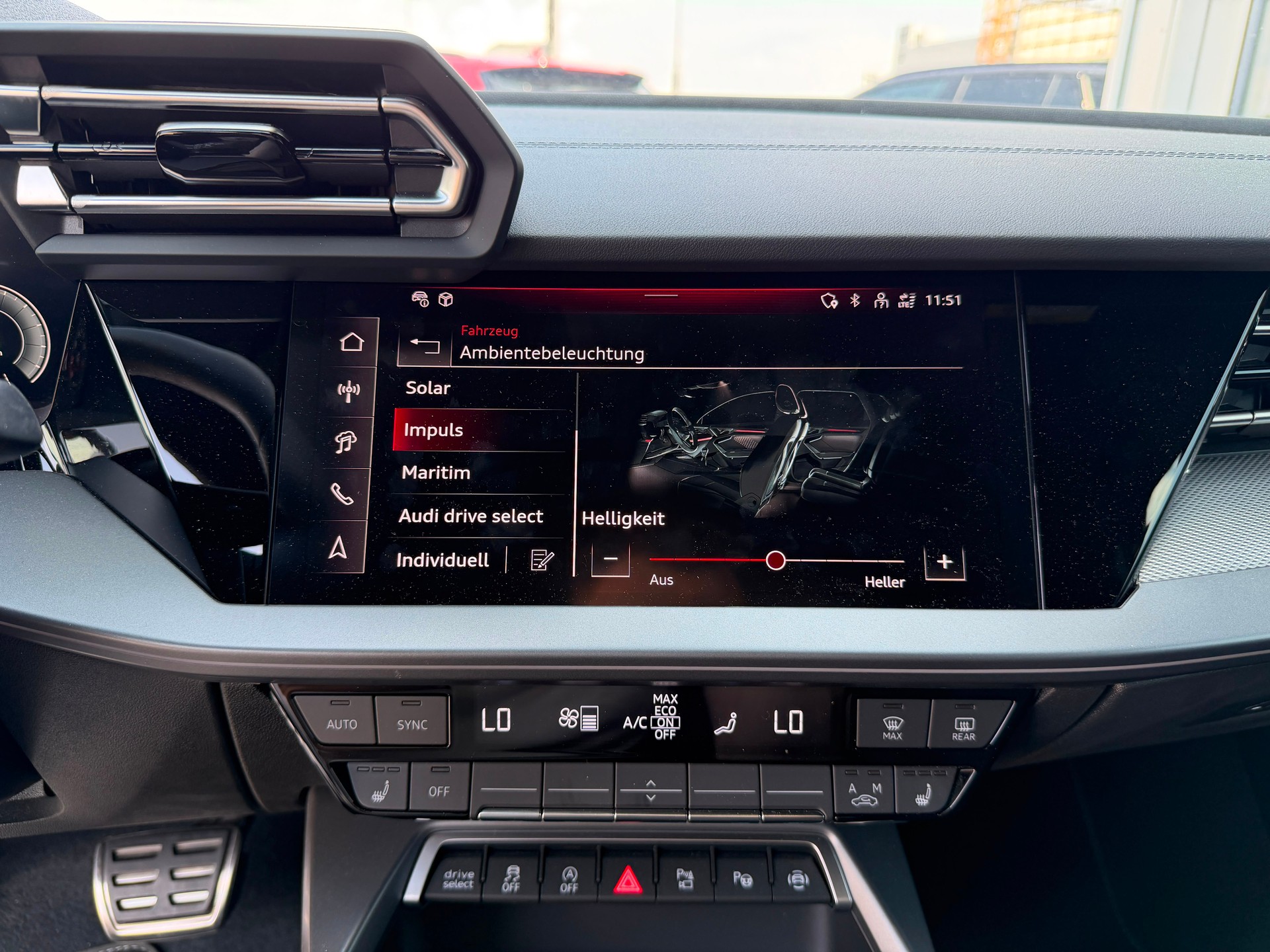 AUDI S3 Sportback TFSI quattro S-tronic-image-39