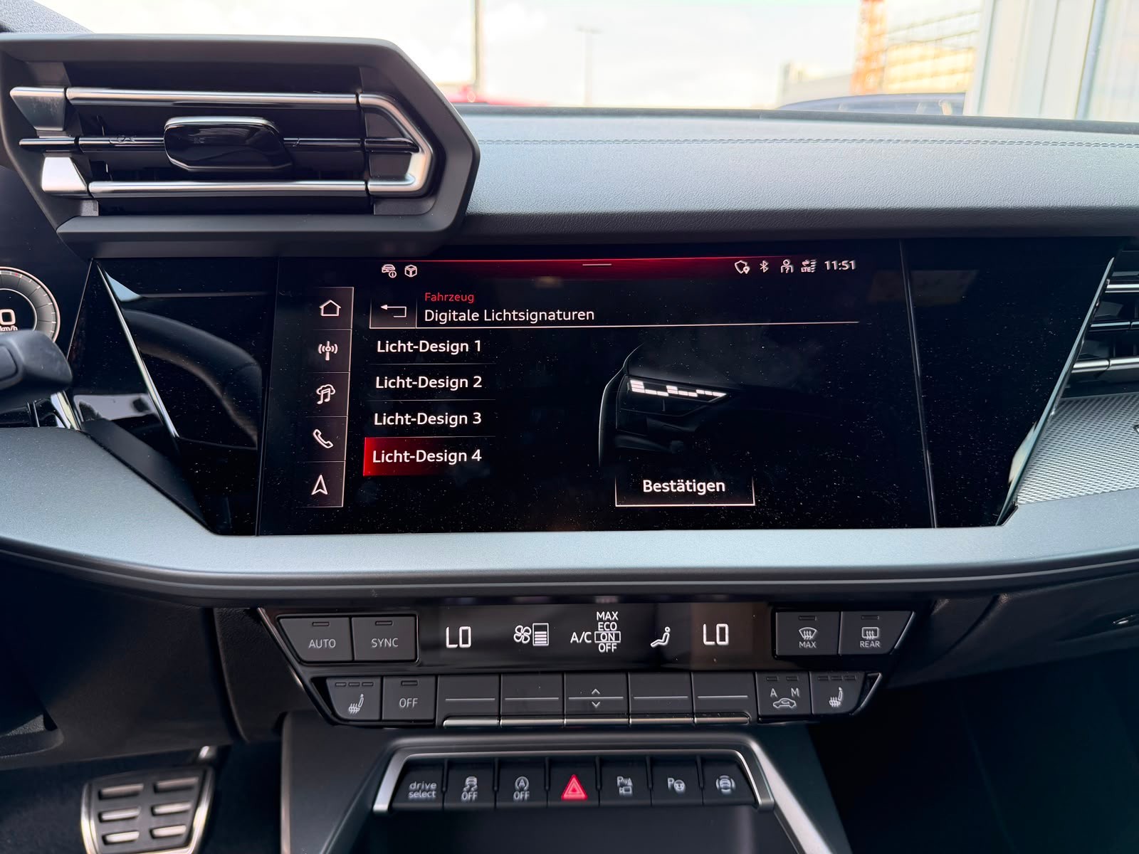 AUDI S3 Sportback TFSI quattro S-tronic-image-22