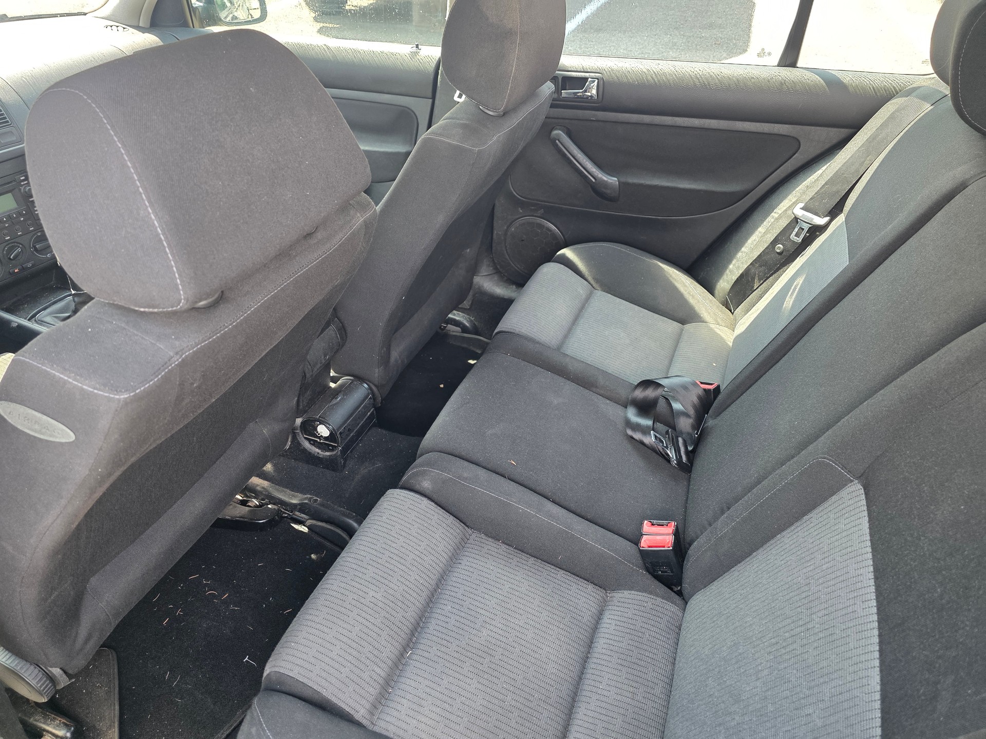 VW Golf 1.9 TDI Comfortline 4Motion-image-5