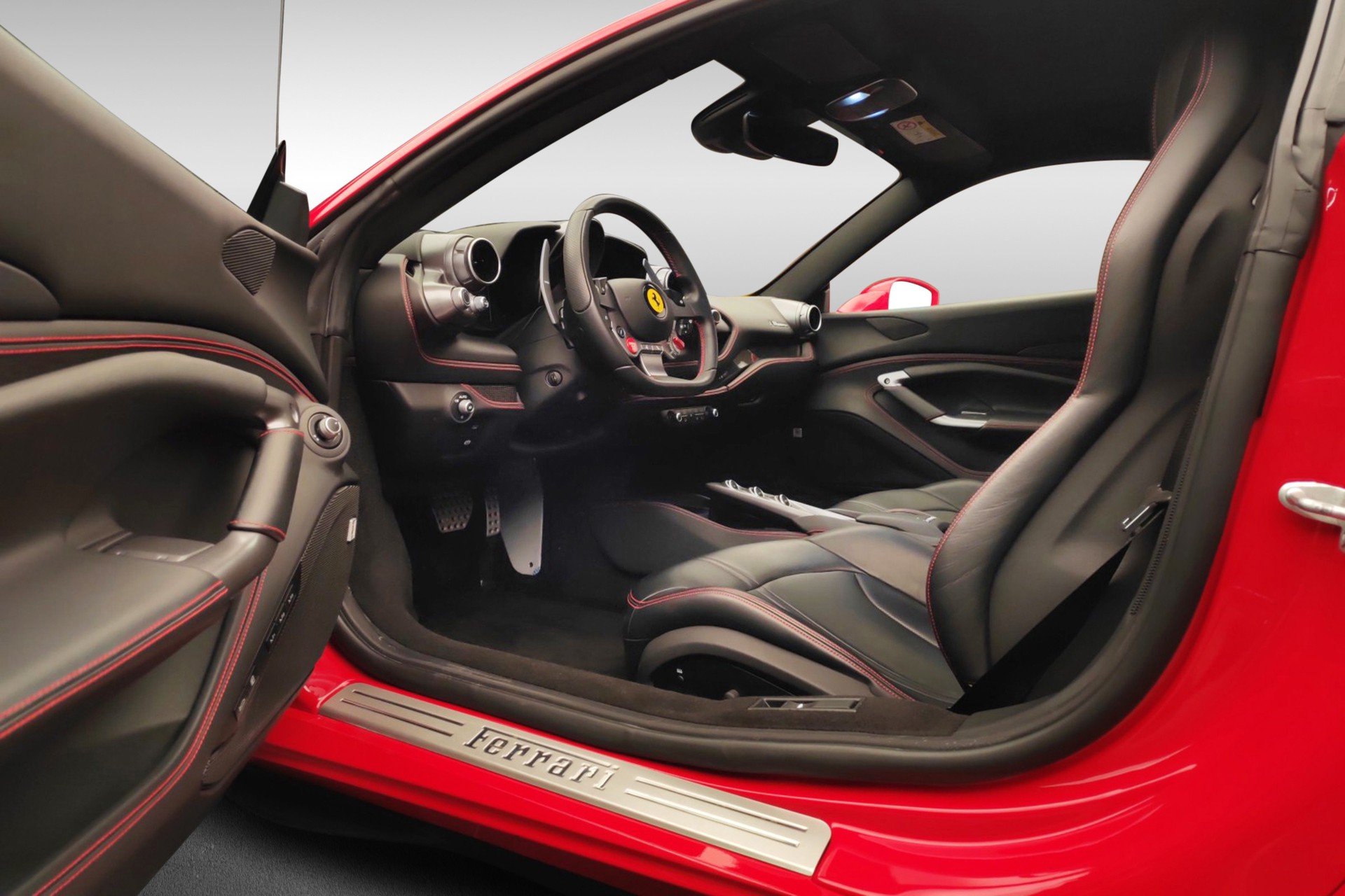 FERRARI F8 Tributo-image-15