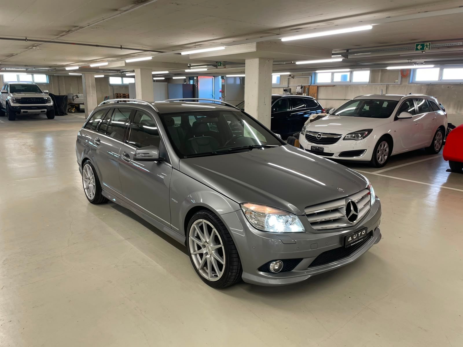 MERCEDES-BENZ C 200 CGI BlueEfficiency Avantgarde Automatic I Ab MFK 12.25 I Ab Service I 8-fach I Sehr gepflegt I TOP Angebot I-image-6