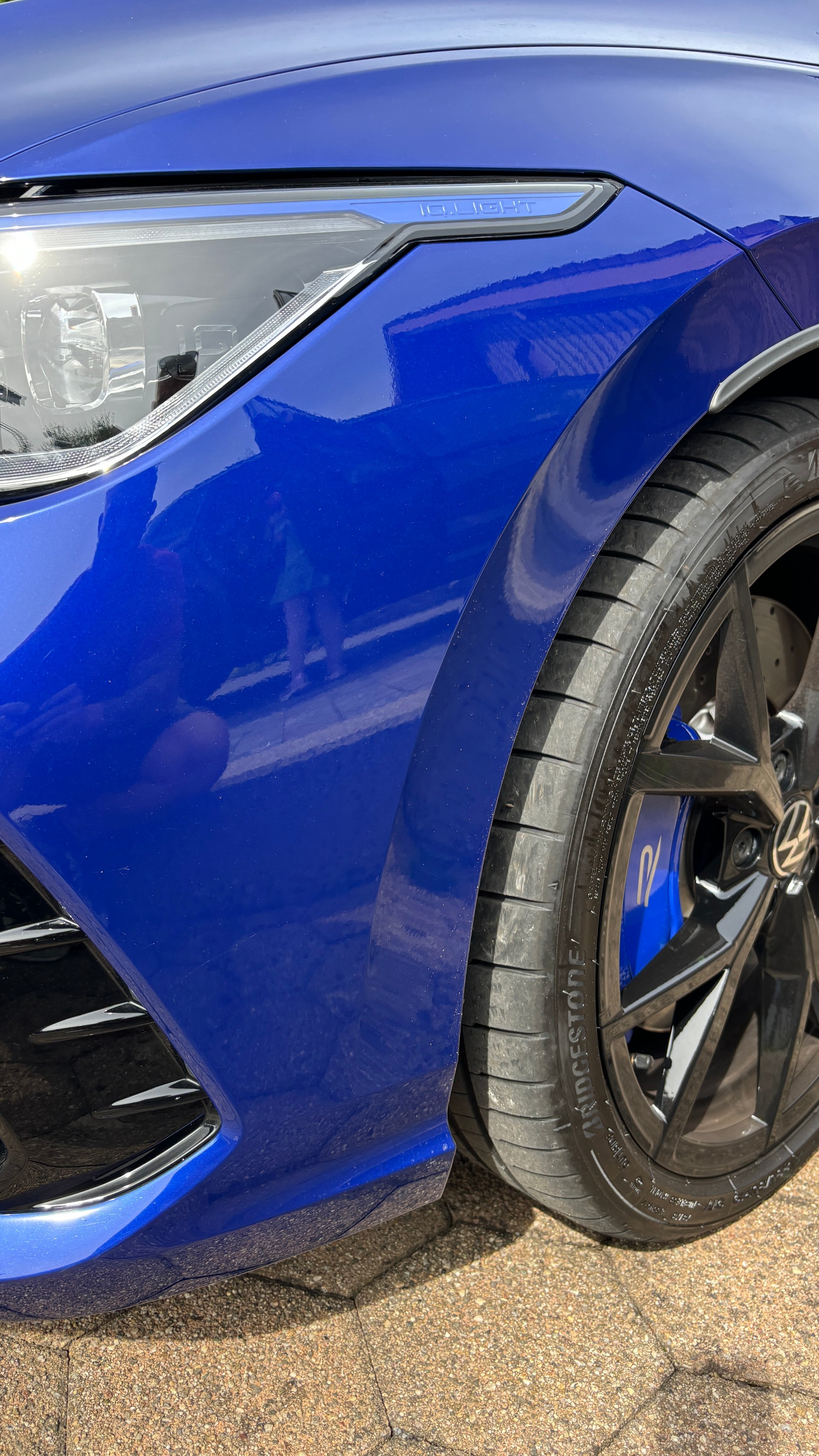 VW 2.0 TSI R 20 Years DSG 4motion-image-1