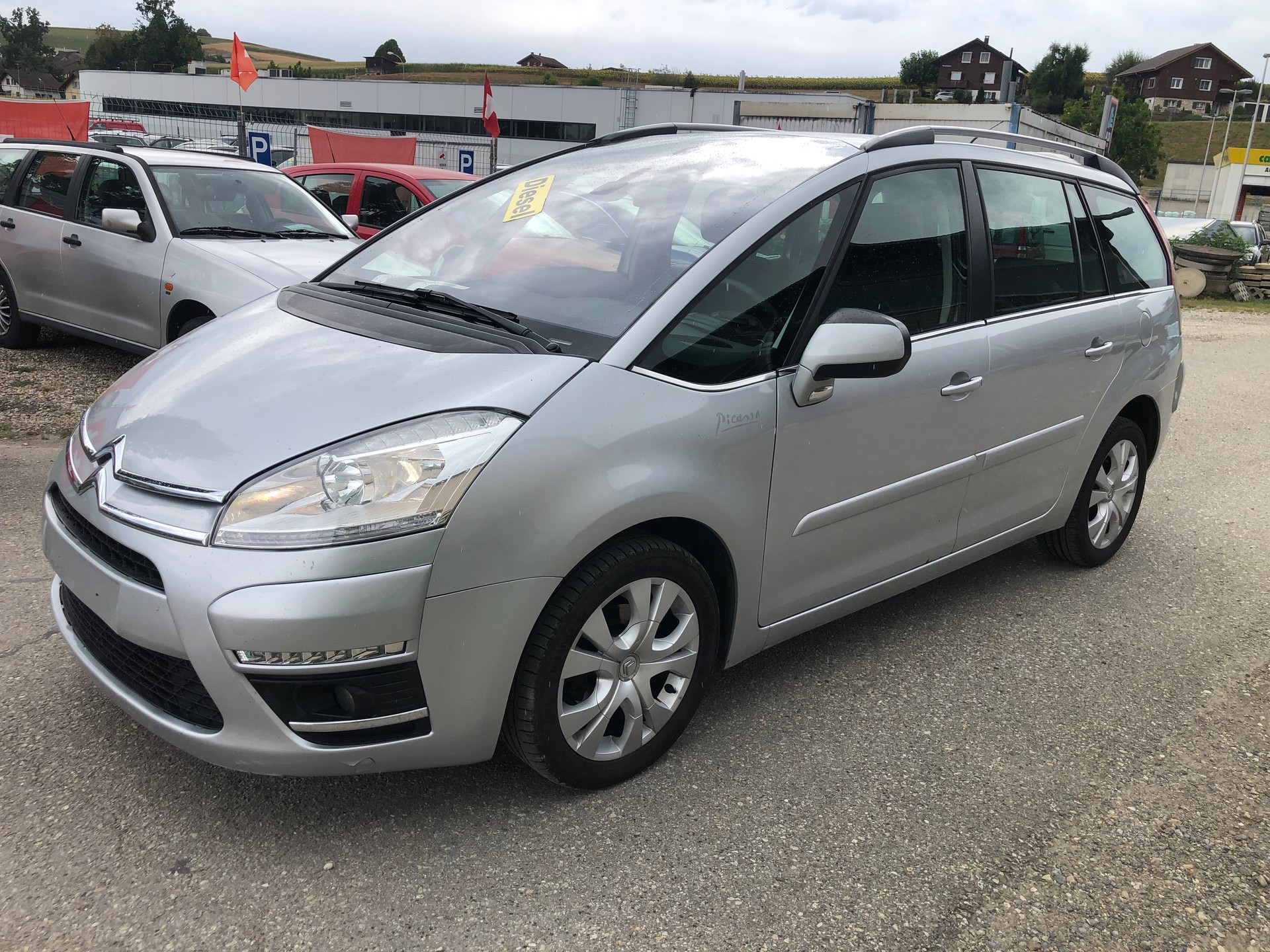 CITROEN Grand C4 Picasso 1.6 HDI 16V Tonic EGS6-image-2