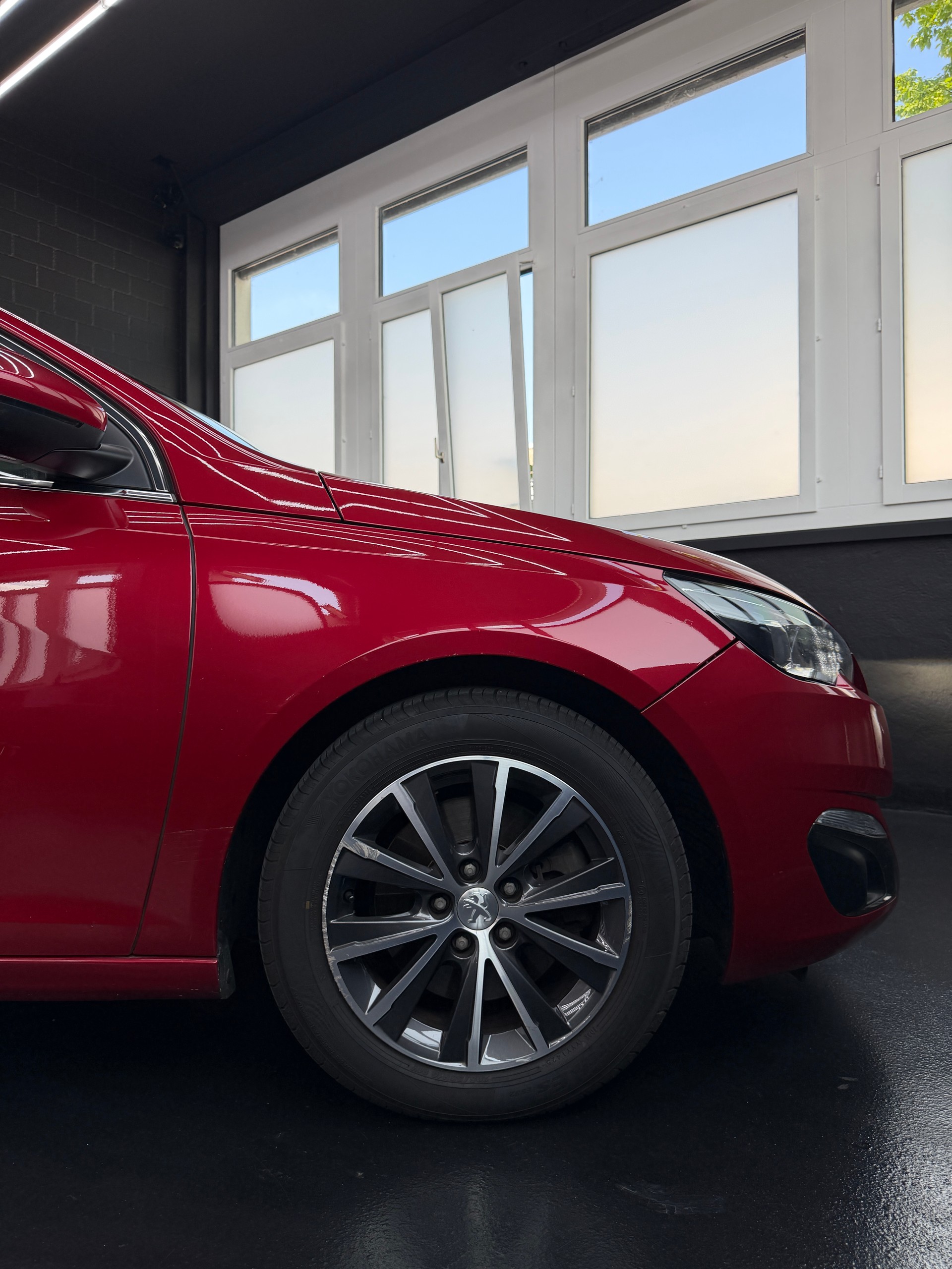PEUGEOT 308 2.0 BlueHDI Féline Automatic-image-6