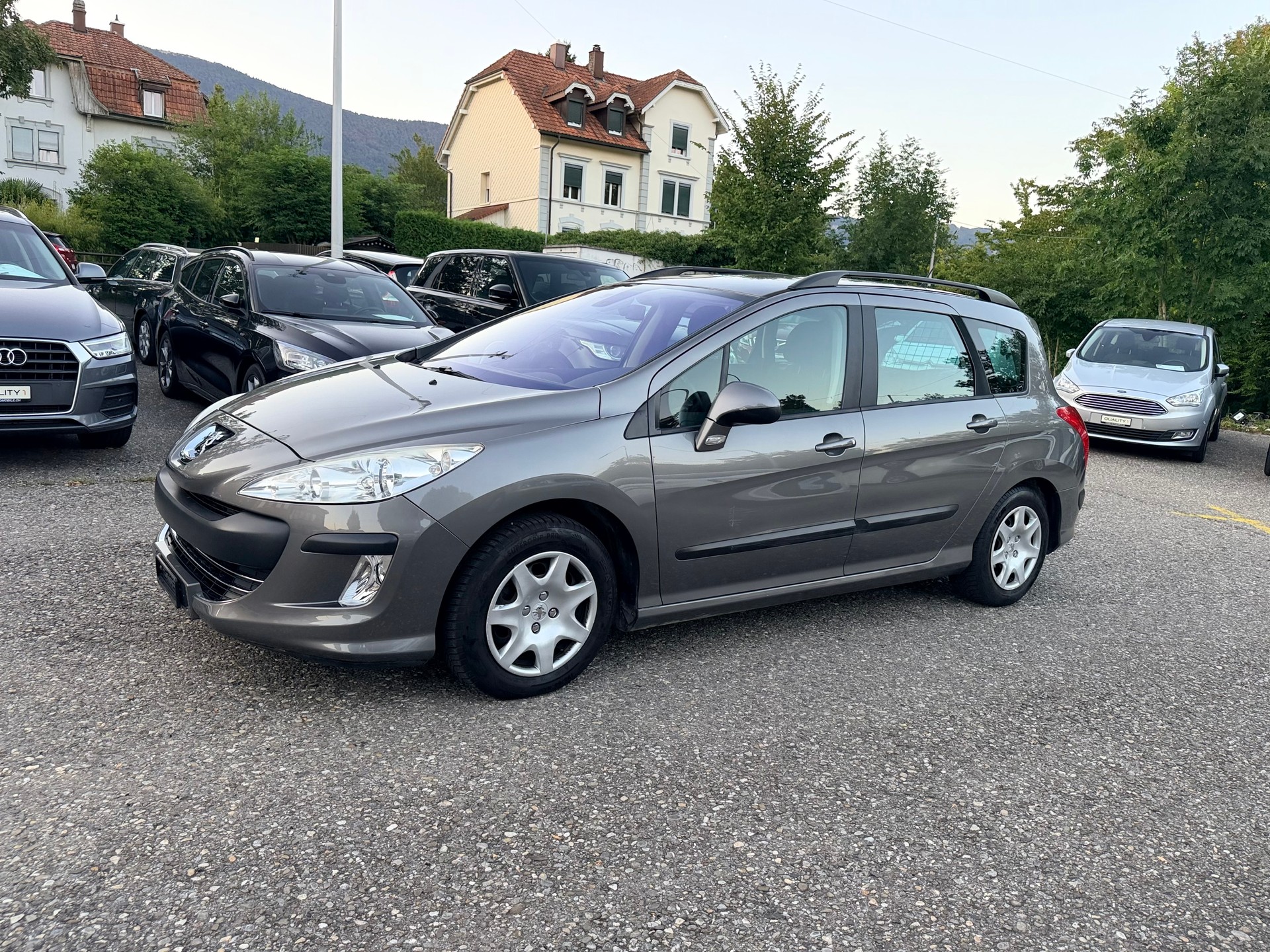 PEUGEOT 308 SW 1.6 16V VTI Sport Automatic-image-6