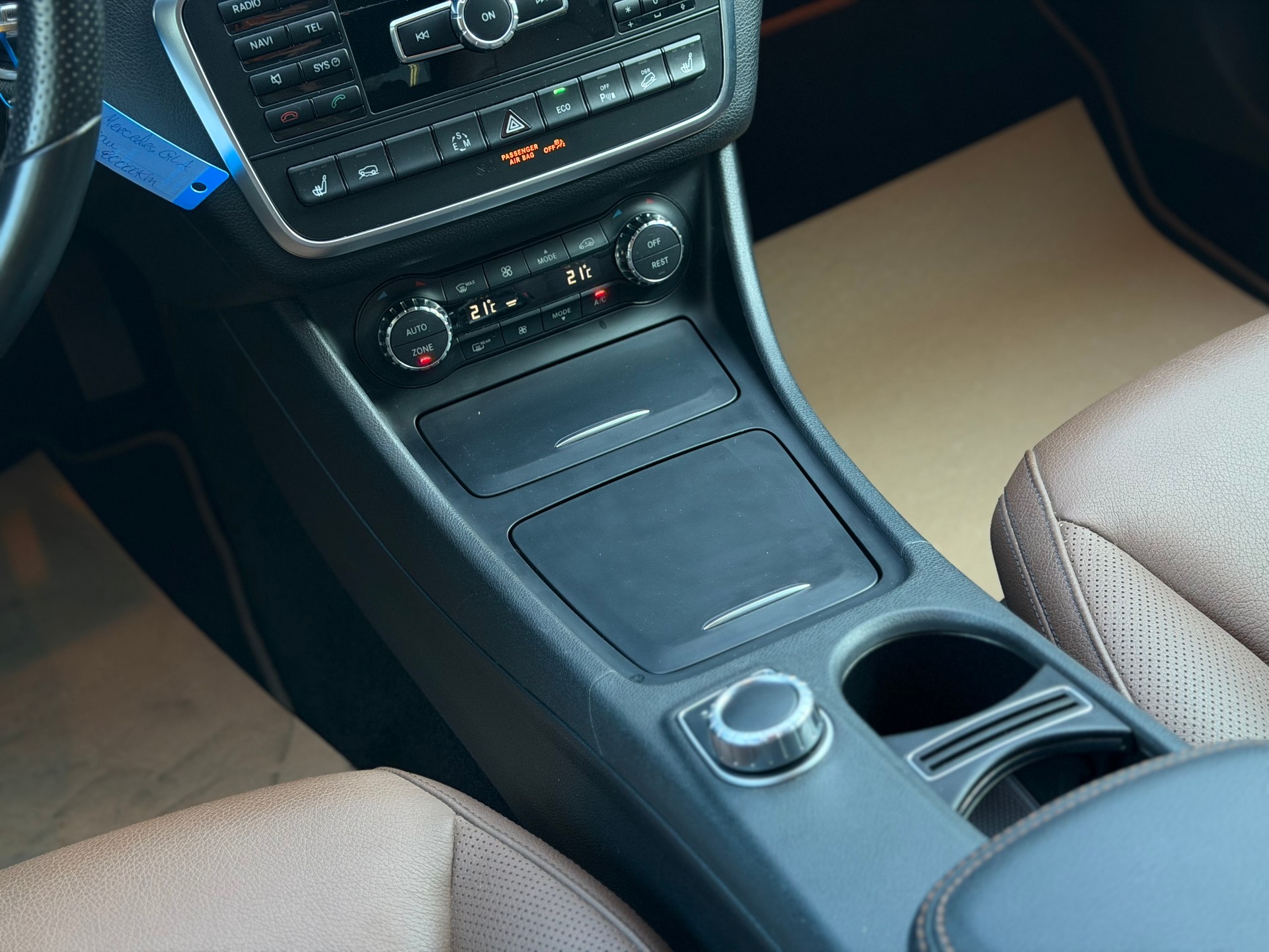 MERCEDES-BENZ GLA 220 CDI Urban 4Matic 7G-DCT-image-17