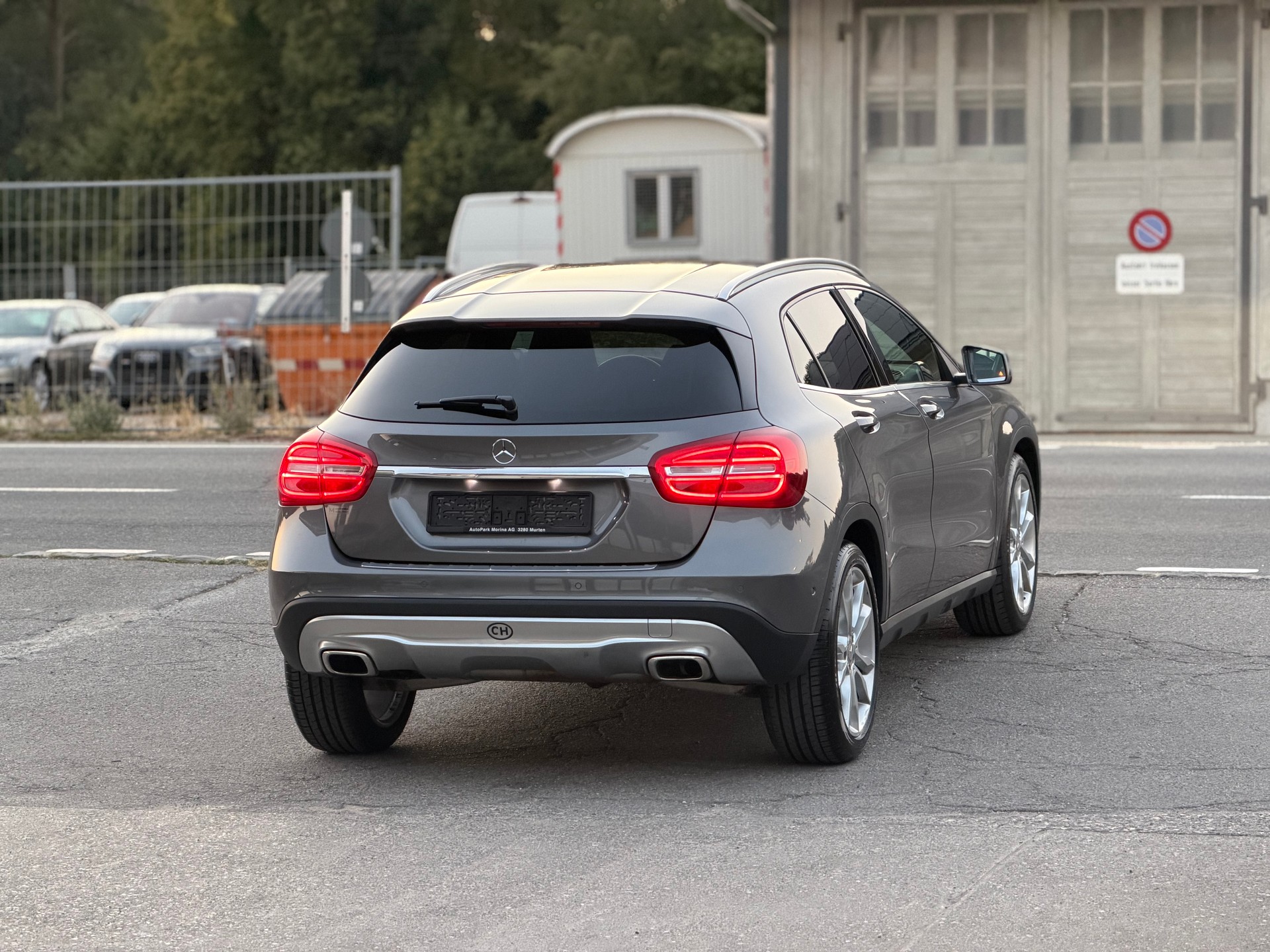 MERCEDES-BENZ GLA 220 CDI Urban 4Matic 7G-DCT-image-4