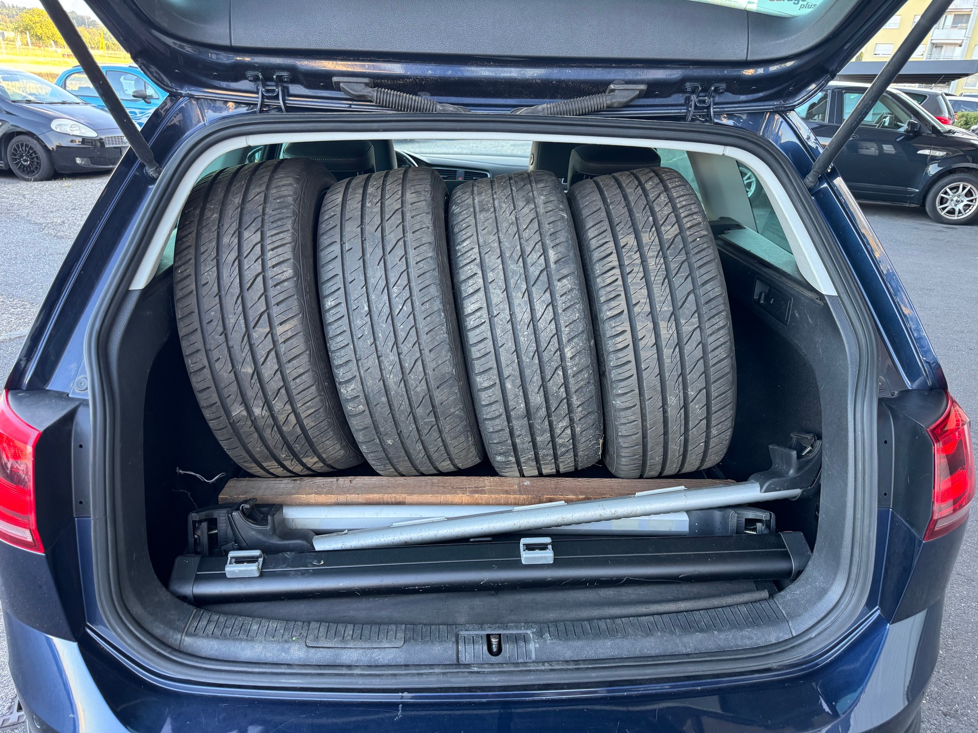 VW Golf 2.0 TDI Alltrack 4Motion-image-7