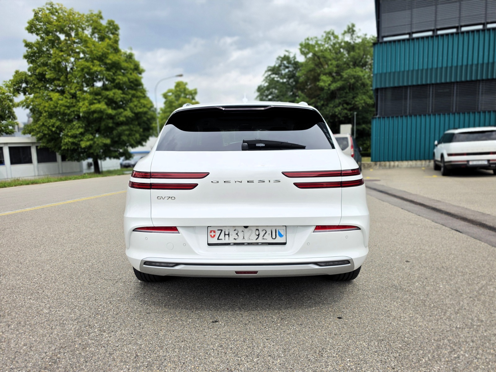 GENESIS GV70 Electrified Sport kWh 77,4 AWD-image-3