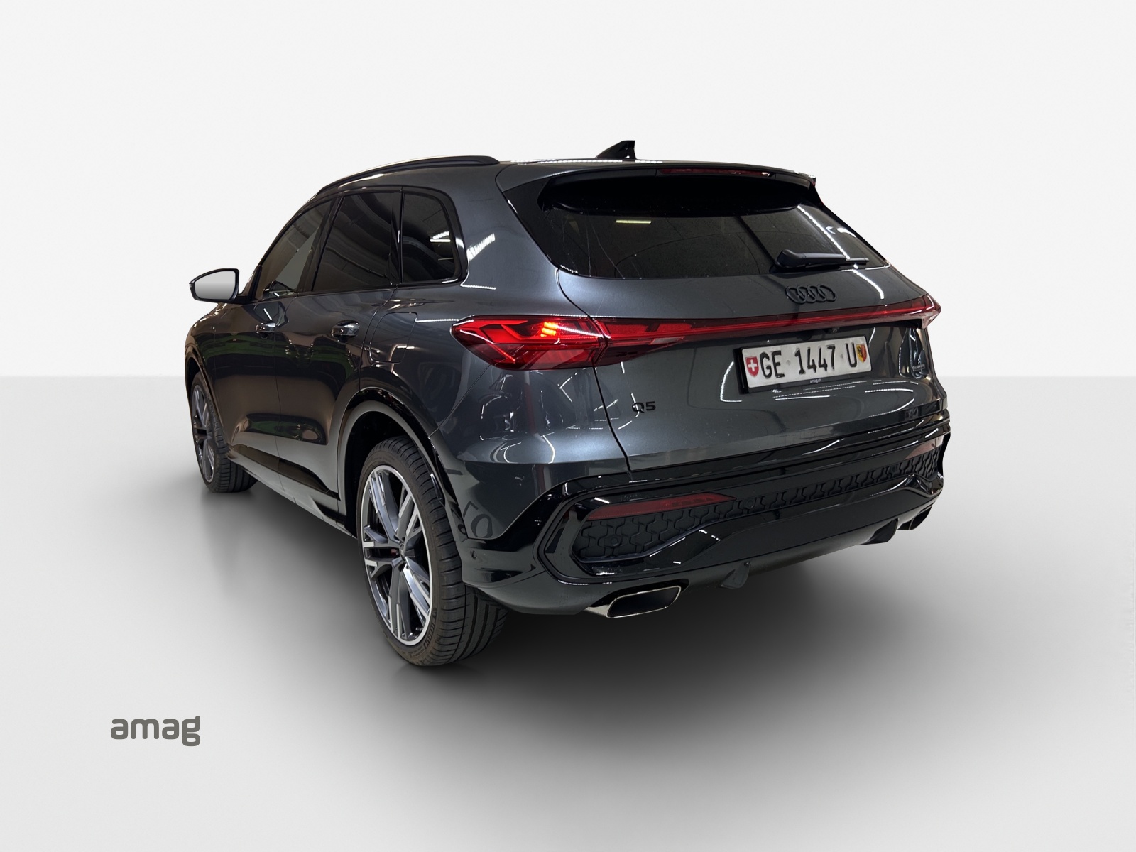 AUDI Q5 e-hybrid quattro 270 kW S-tronic-image-3