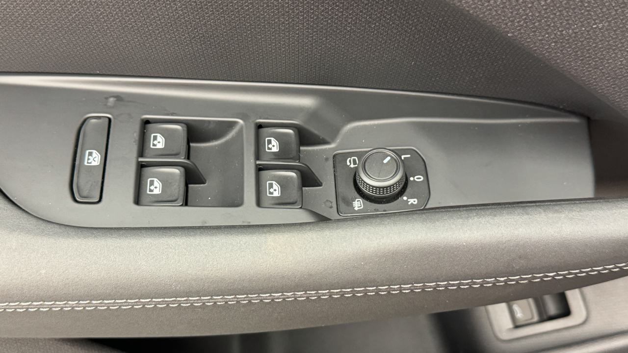 CUPRA Terramar 1.5 eHybrid DSG-image-8