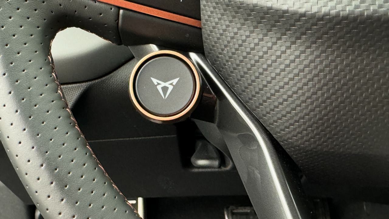 CUPRA Terramar 1.5 eHybrid DSG-image-9