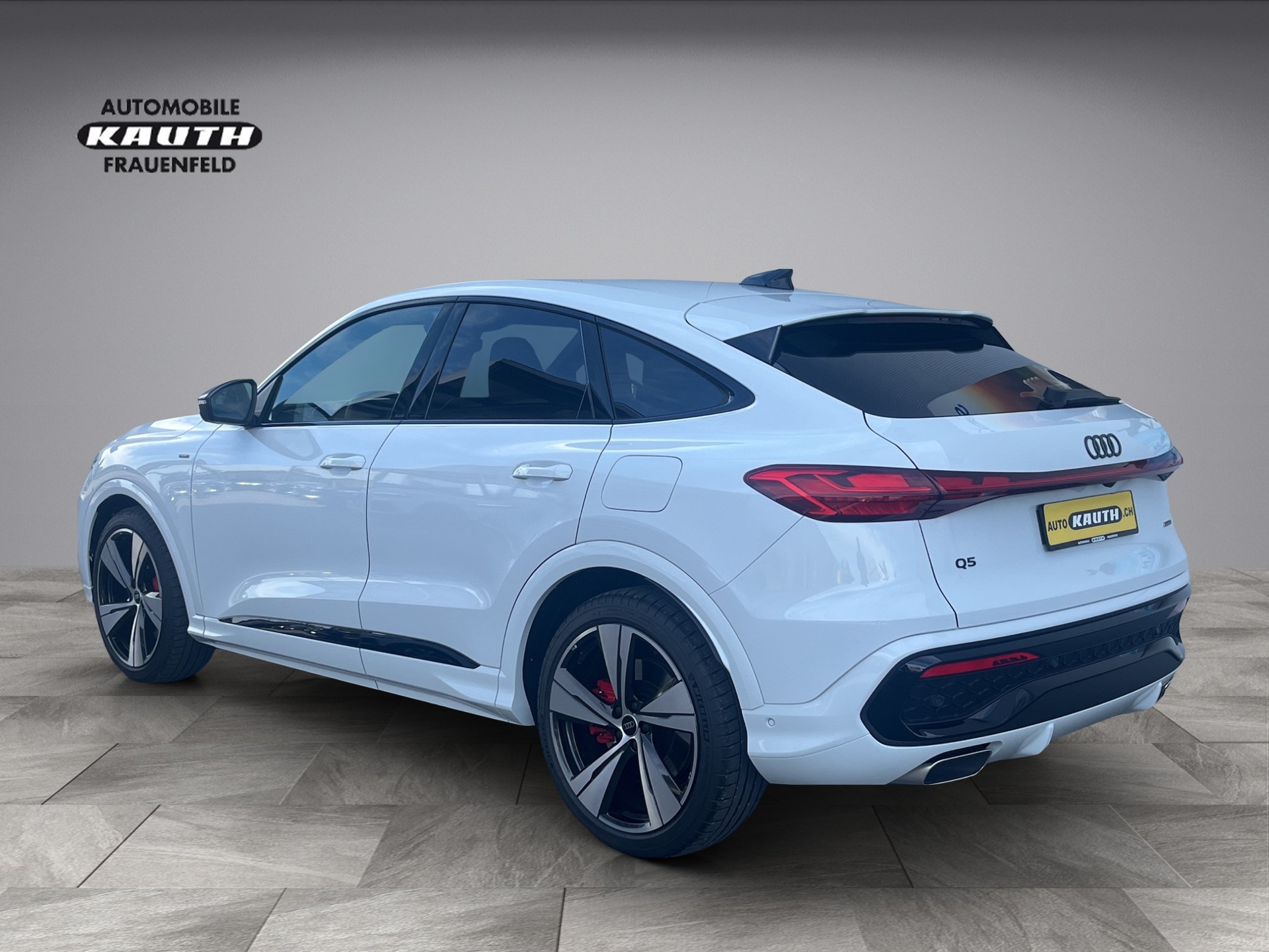 AUDI Q5 Sportback e-hybrid quattro 270 kW S-tronic *Luftfederung, Head up, 360°Kamera, ACC, Standklima/Heizung, 5J.Garantie**-image-2