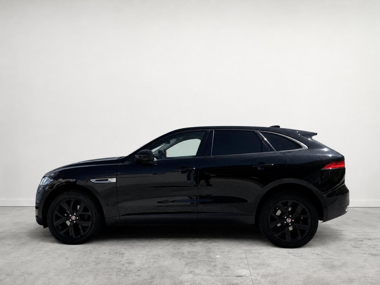JAGUAR F-Pace 2.0d Portfolio AWD Automatik-image-2