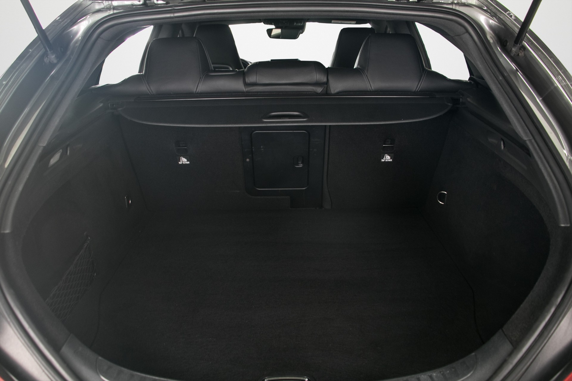 MERCEDES-BENZ CLA Shooting Brake 45 AMG 4Matic Speedshift-image-9