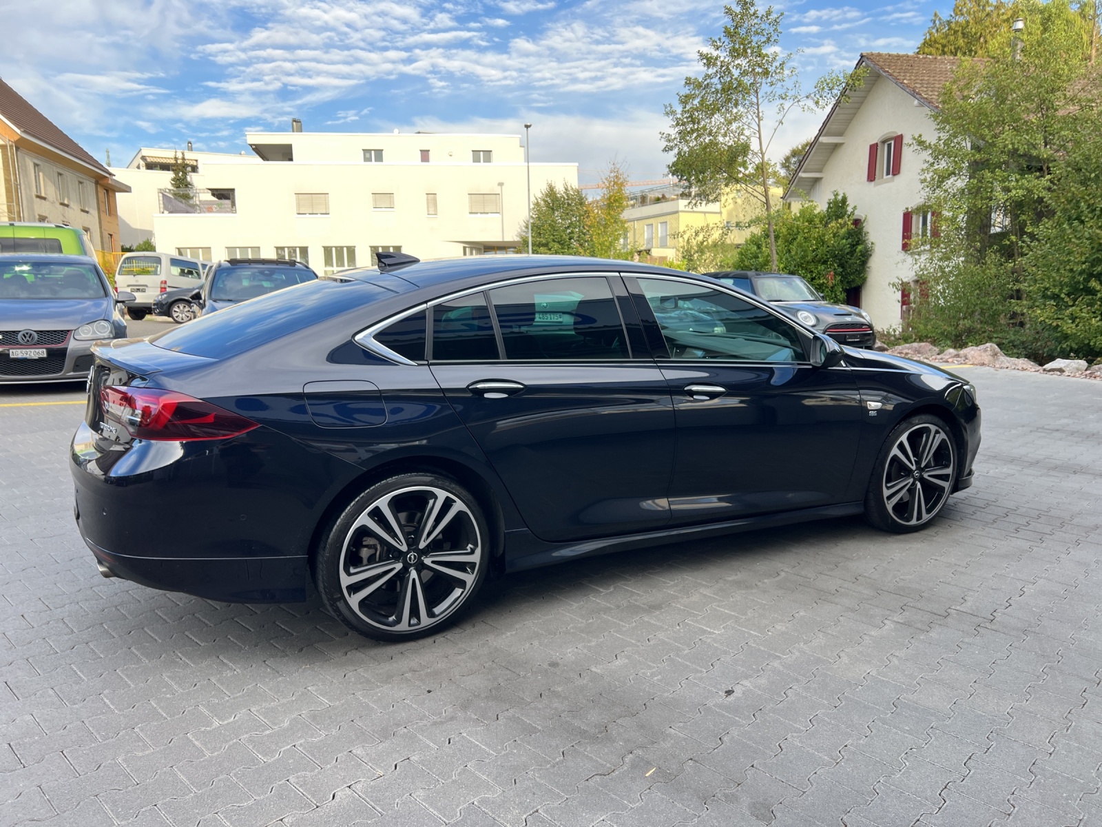 OPEL Insignia 2.0 T Grand Sport Excellence 4WD Automat.-showroom-element-3