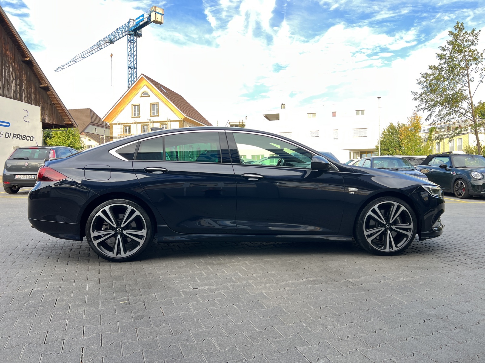 OPEL Insignia 2.0 T Grand Sport Excellence 4WD Automat.-image-4
