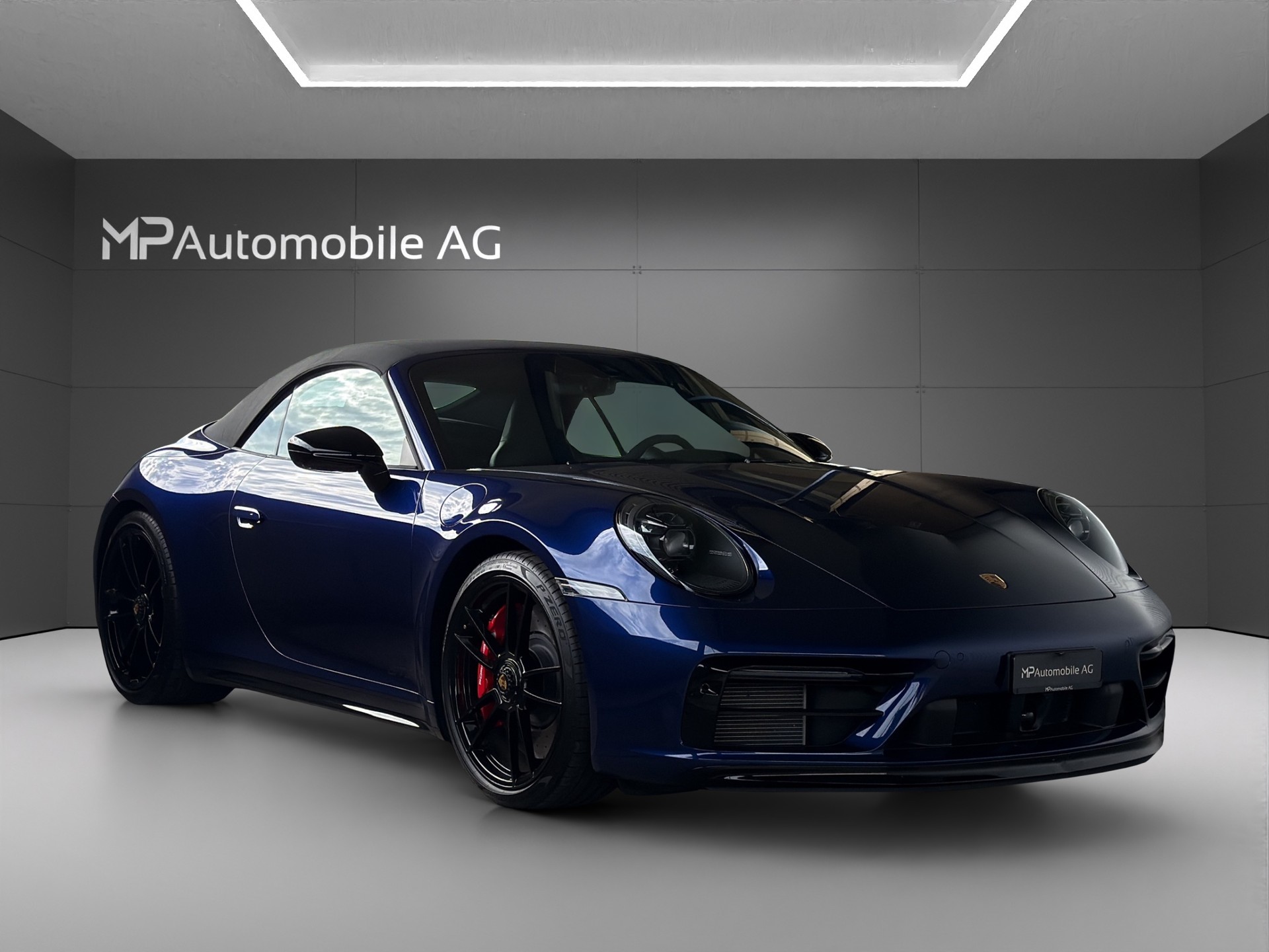 PORSCHE 911 Carrera 4 GTS Cabriolet PDK-image-3