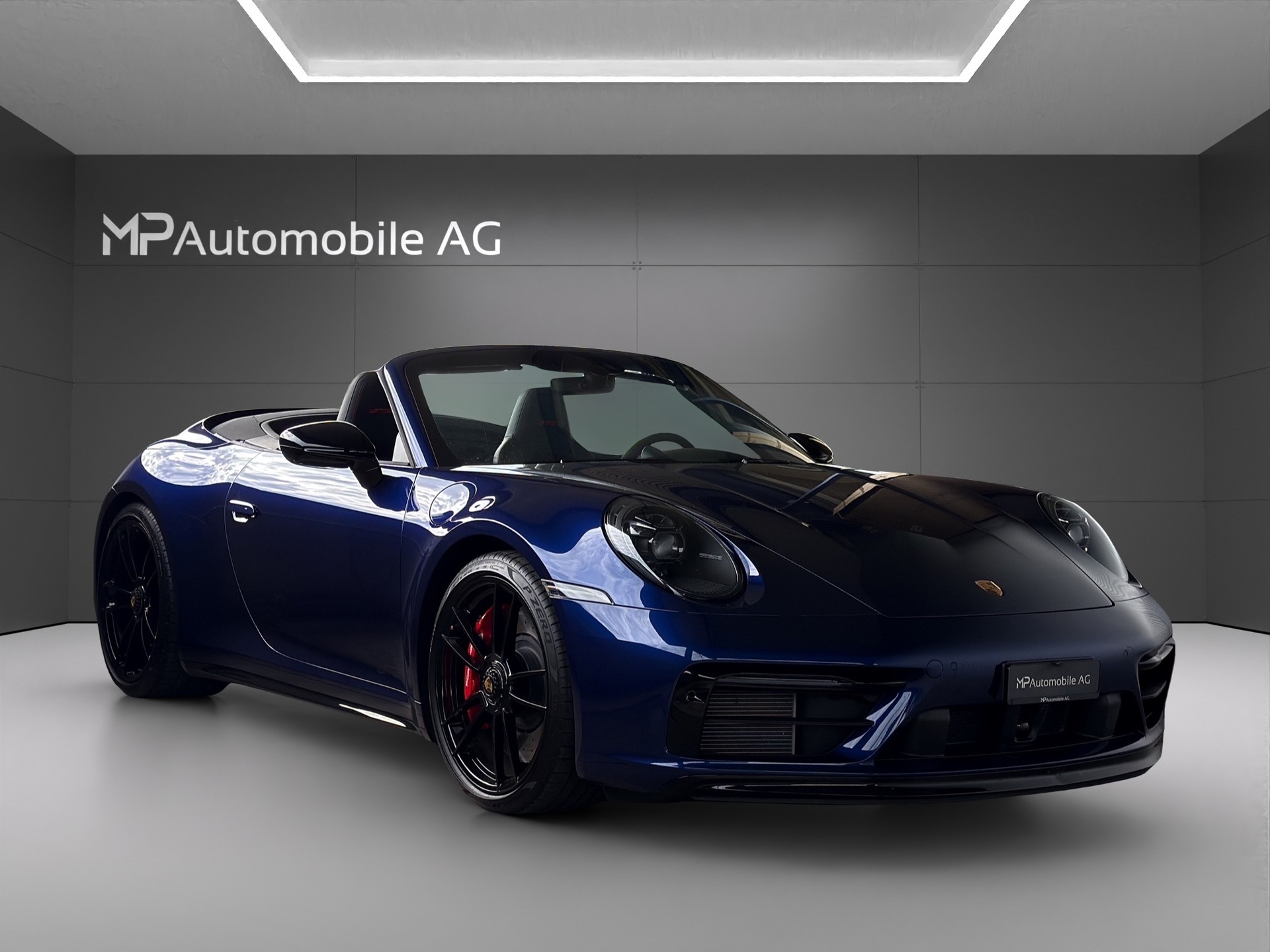 PORSCHE 911 Carrera 4 GTS Cabriolet PDK-image-2