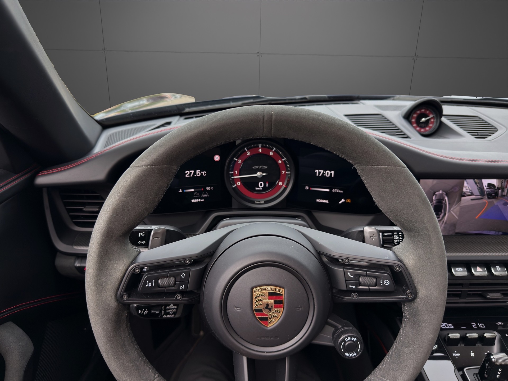 PORSCHE 911 Carrera 4 GTS Cabriolet PDK-image-13