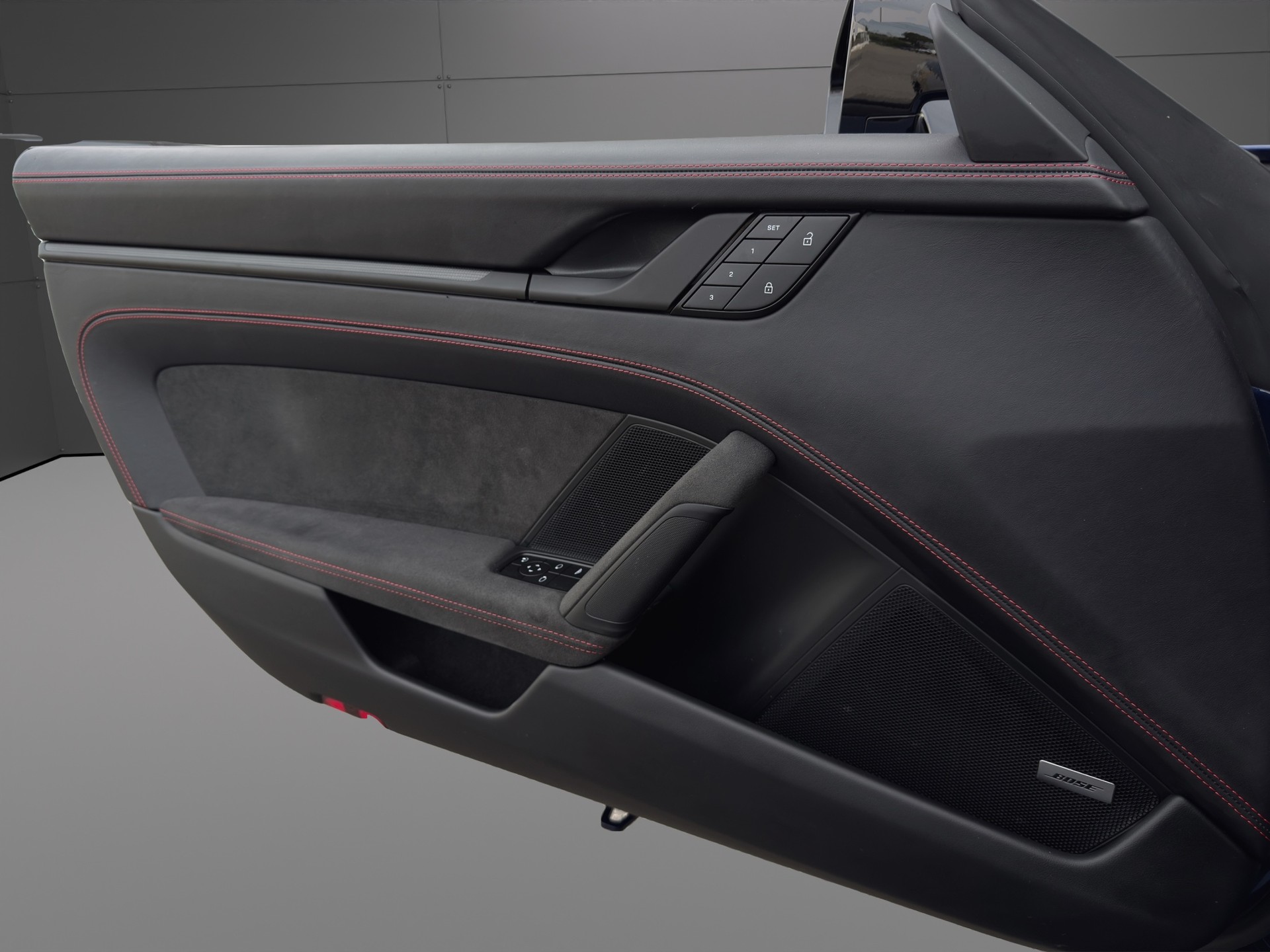 PORSCHE 911 Carrera 4 GTS Cabriolet PDK-image-16