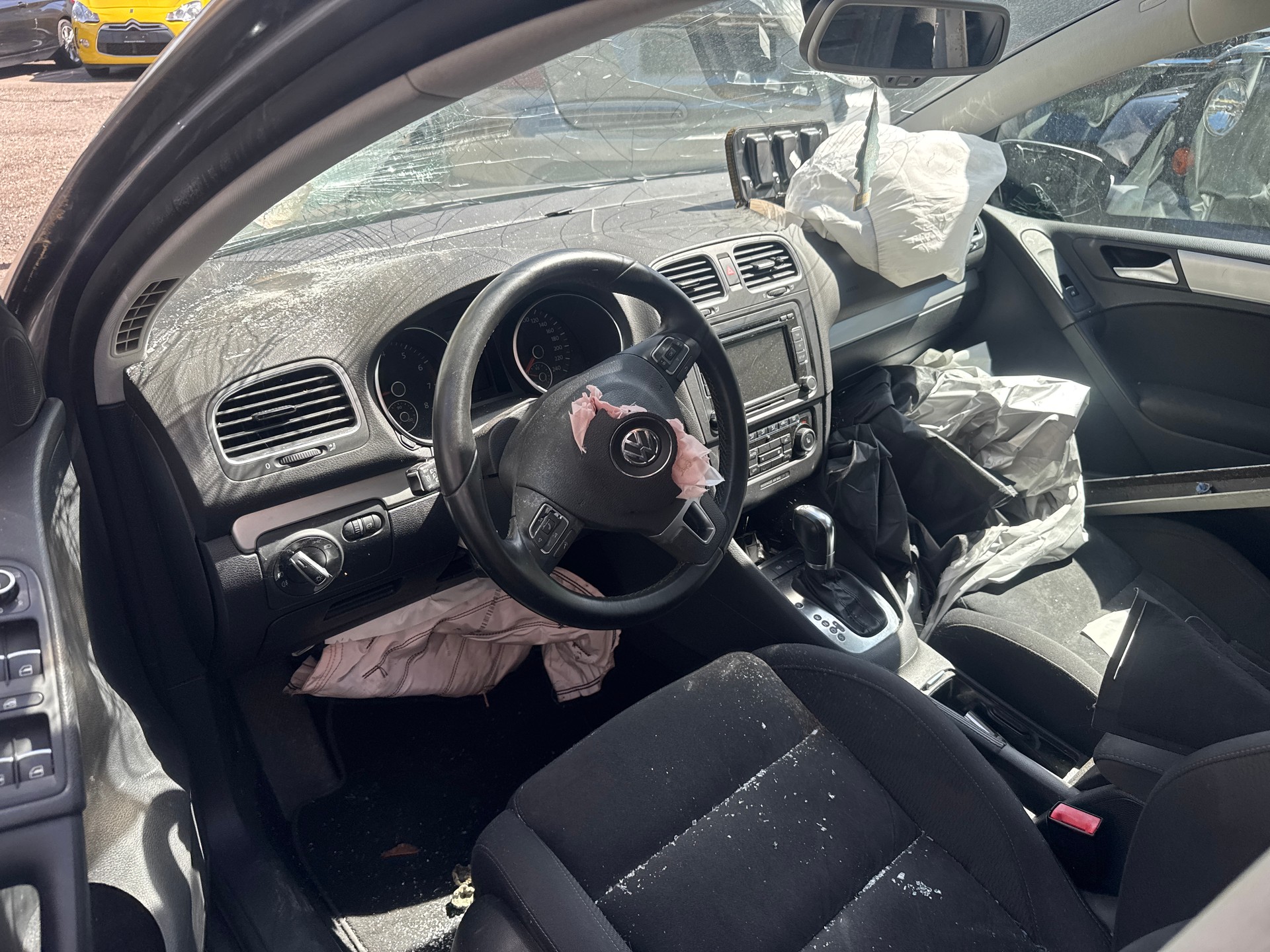 VW Golf 1.4 TSI Highline DSG-image-4