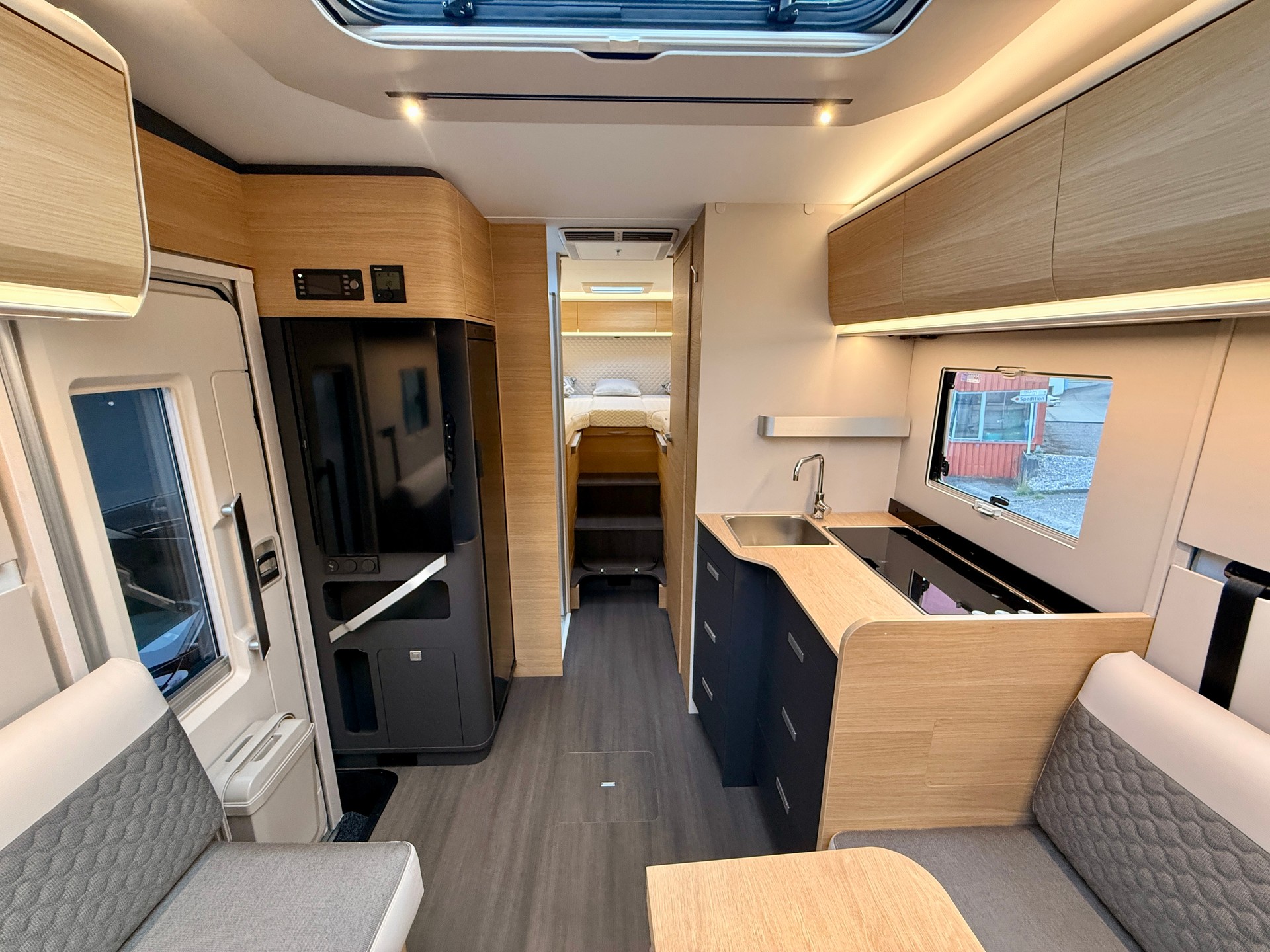 ADRIA 670 DL 60 Years Deluxe Edition-image-18