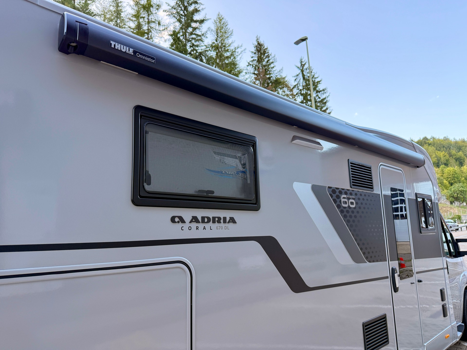 ADRIA 670 DL 60 Years Deluxe Edition-image-8