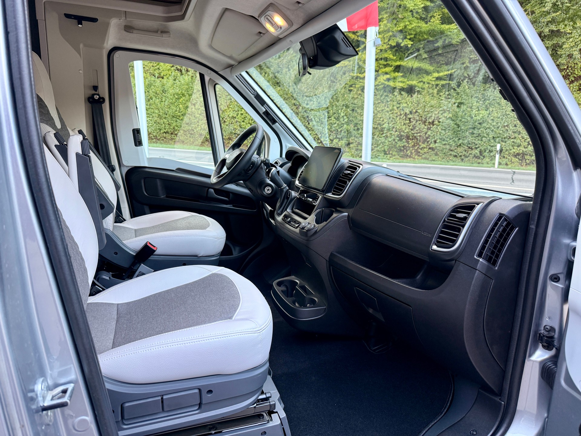ADRIA 670 DL 60 Years Deluxe Edition-image-9