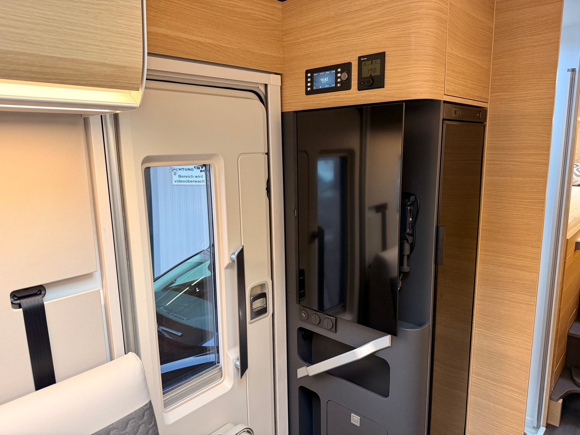ADRIA 670 DL 60 Years Deluxe Edition-image-25