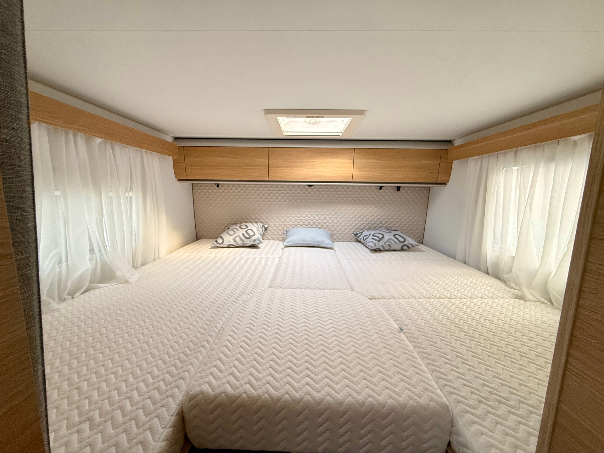 ADRIA 670 DL 60 Years Deluxe Edition-image-31