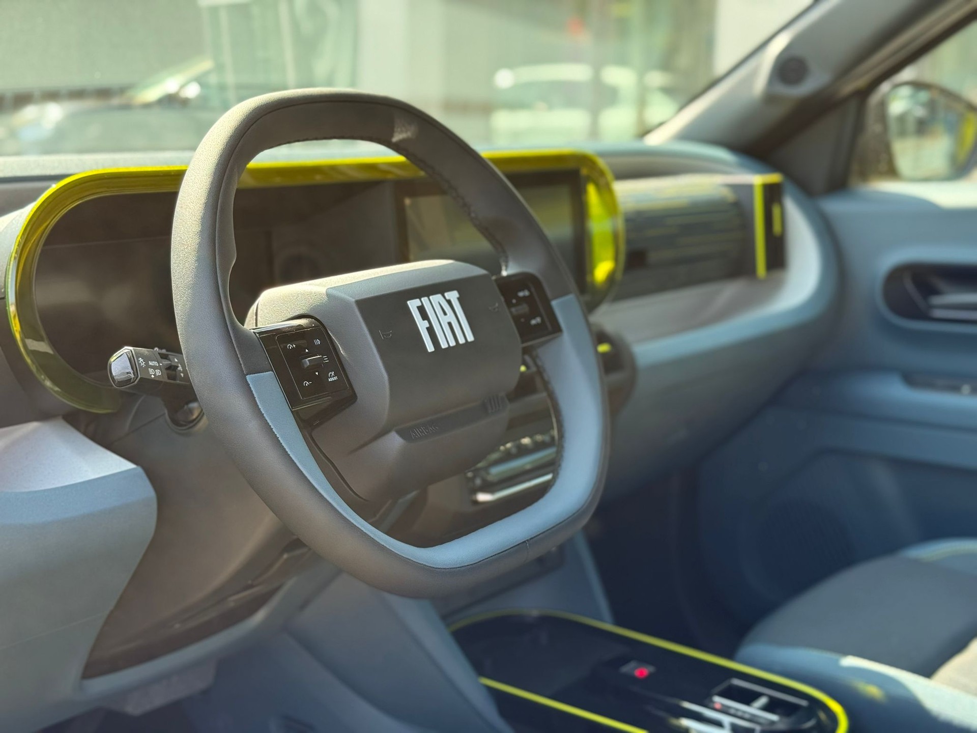 FIAT Grande Panda 1.2 MHEV Icon PACK TECH+WINTER+STYLE-image-7