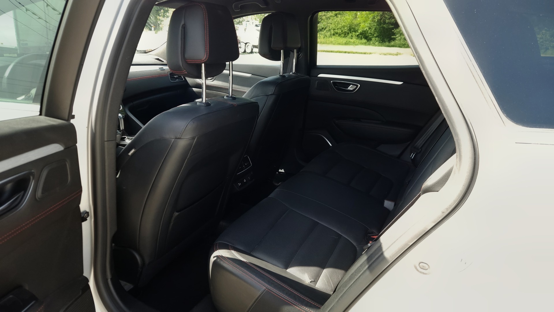 RENAULT 1.8 TCe S-Edition EDC-image-3