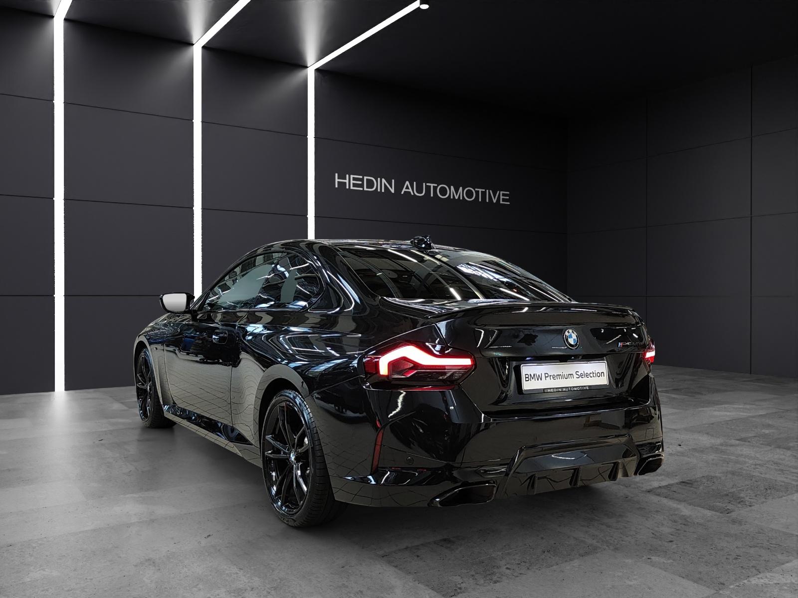 BMW M240i xDrive Coupé-image-3