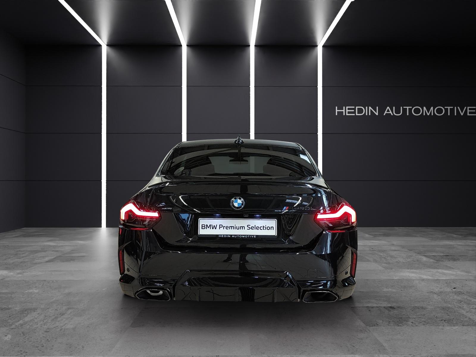 BMW M240i xDrive Coupé-image-4
