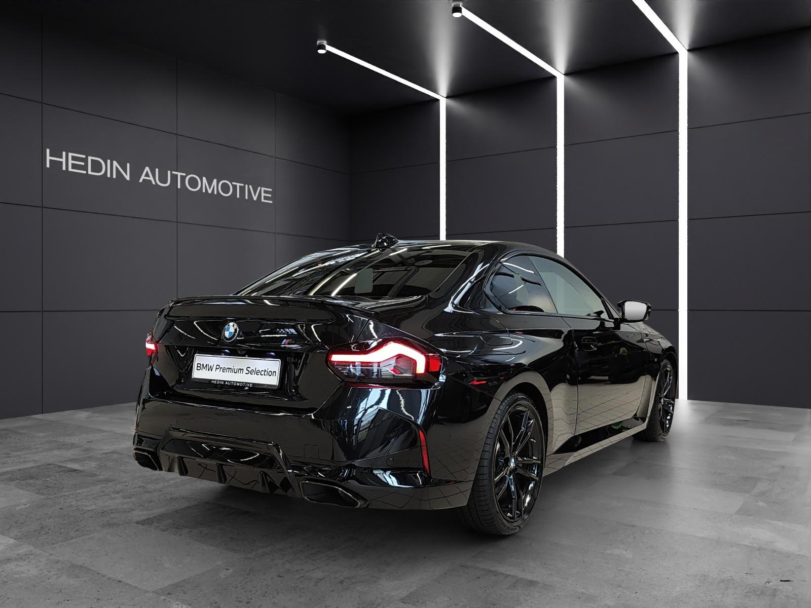 BMW M240i xDrive Coupé-image-5