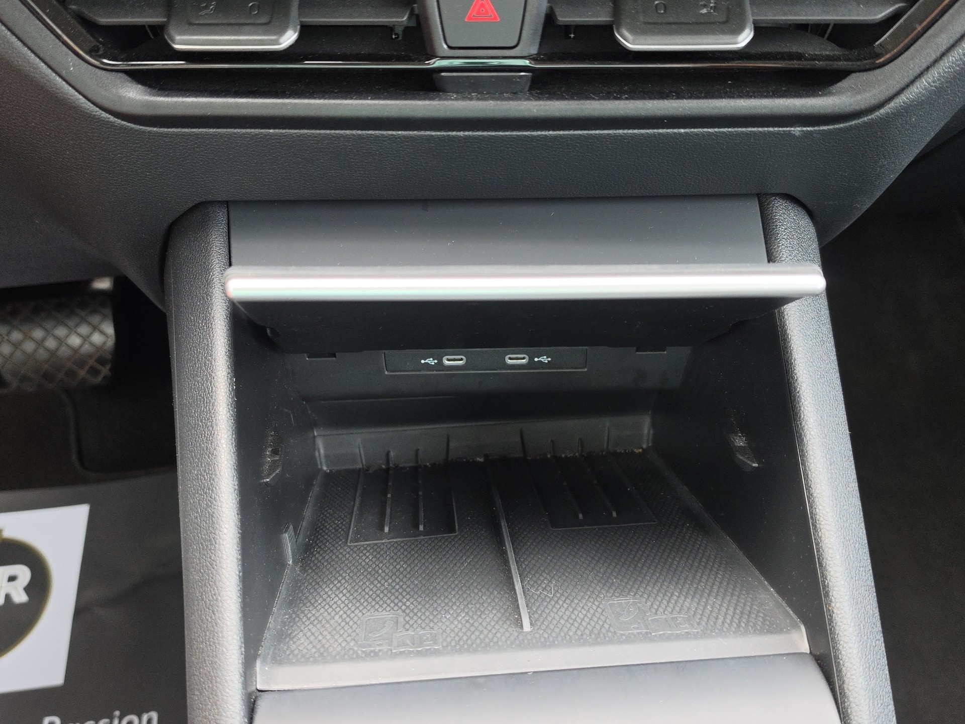 VW Tiguan 2.0 TSI Life DSG 4motion-image-29