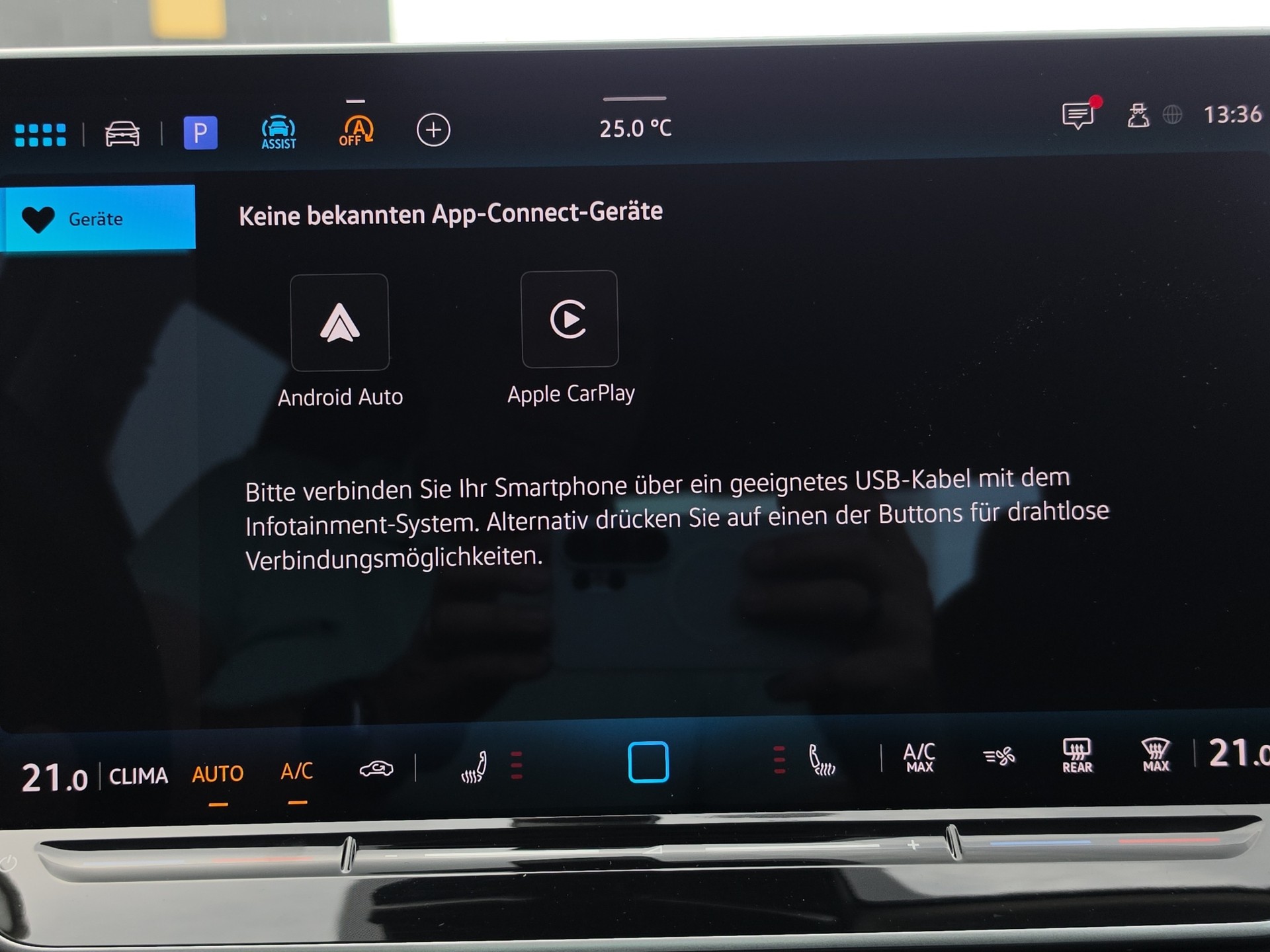 VW Tiguan 2.0 TSI Life DSG 4motion-image-28
