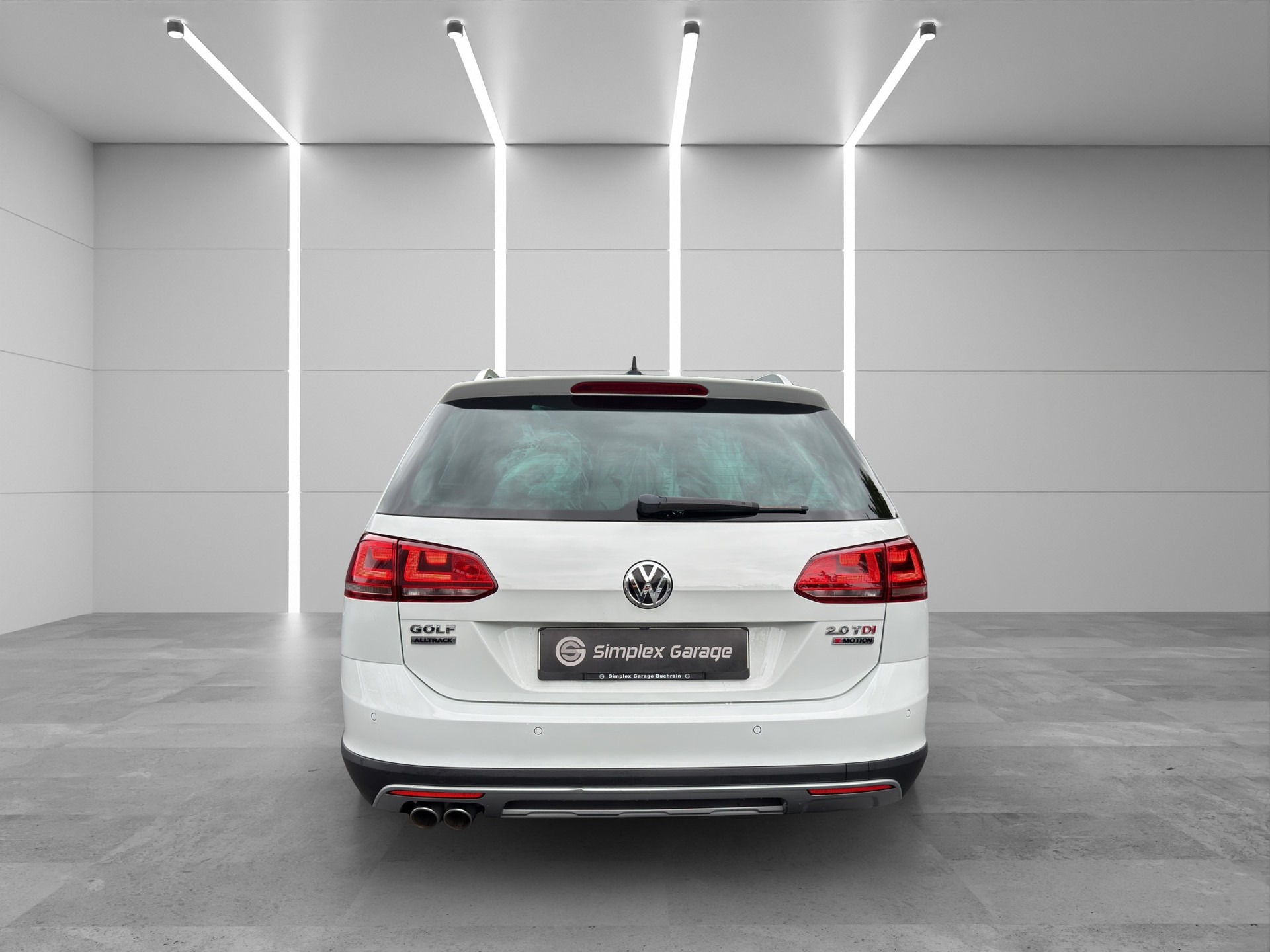 VW Golf 2.0 TDI Alltrack 4Motion-image-3